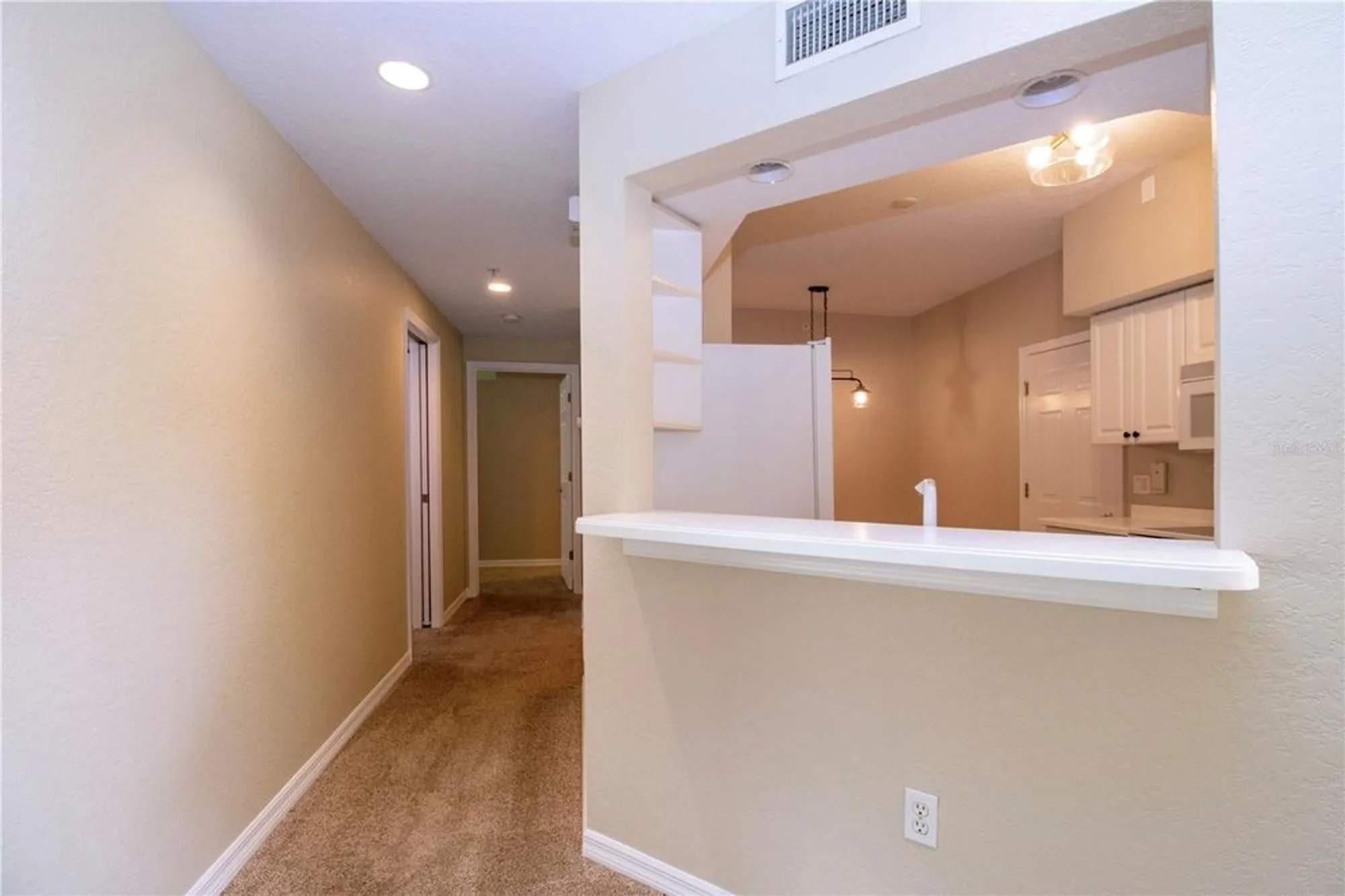 Property Slideshow image 11 of 37 | 7139 cedar hollow cir # 101, Bradenton, FL, 34203