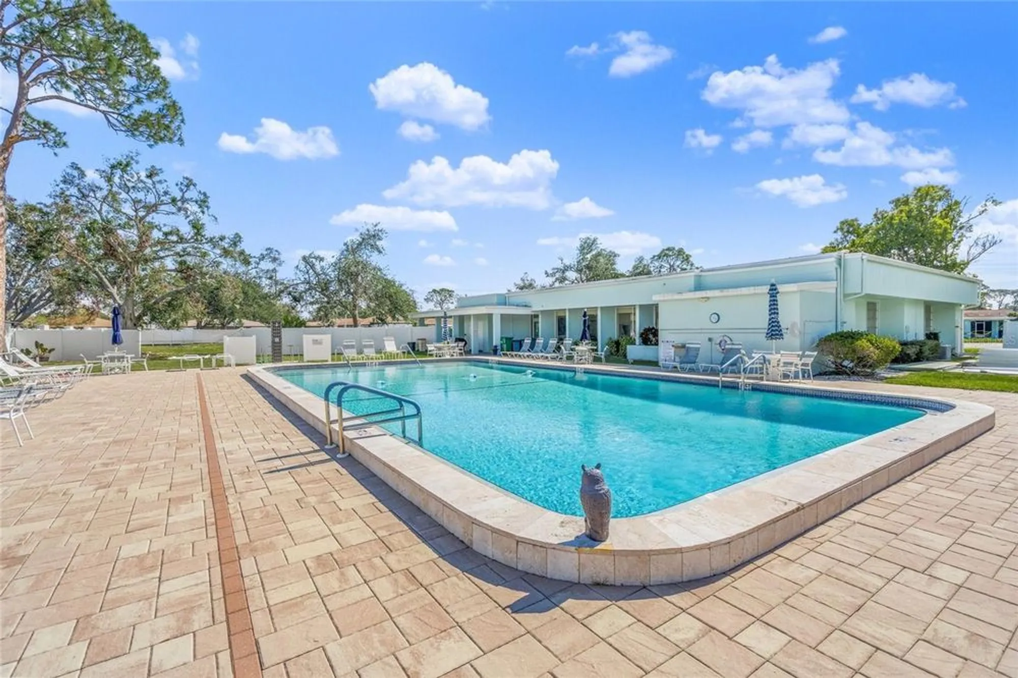 Property Slideshow image 35 of 35 | 6213 green view dr # 127, Sarasota, FL, 34231