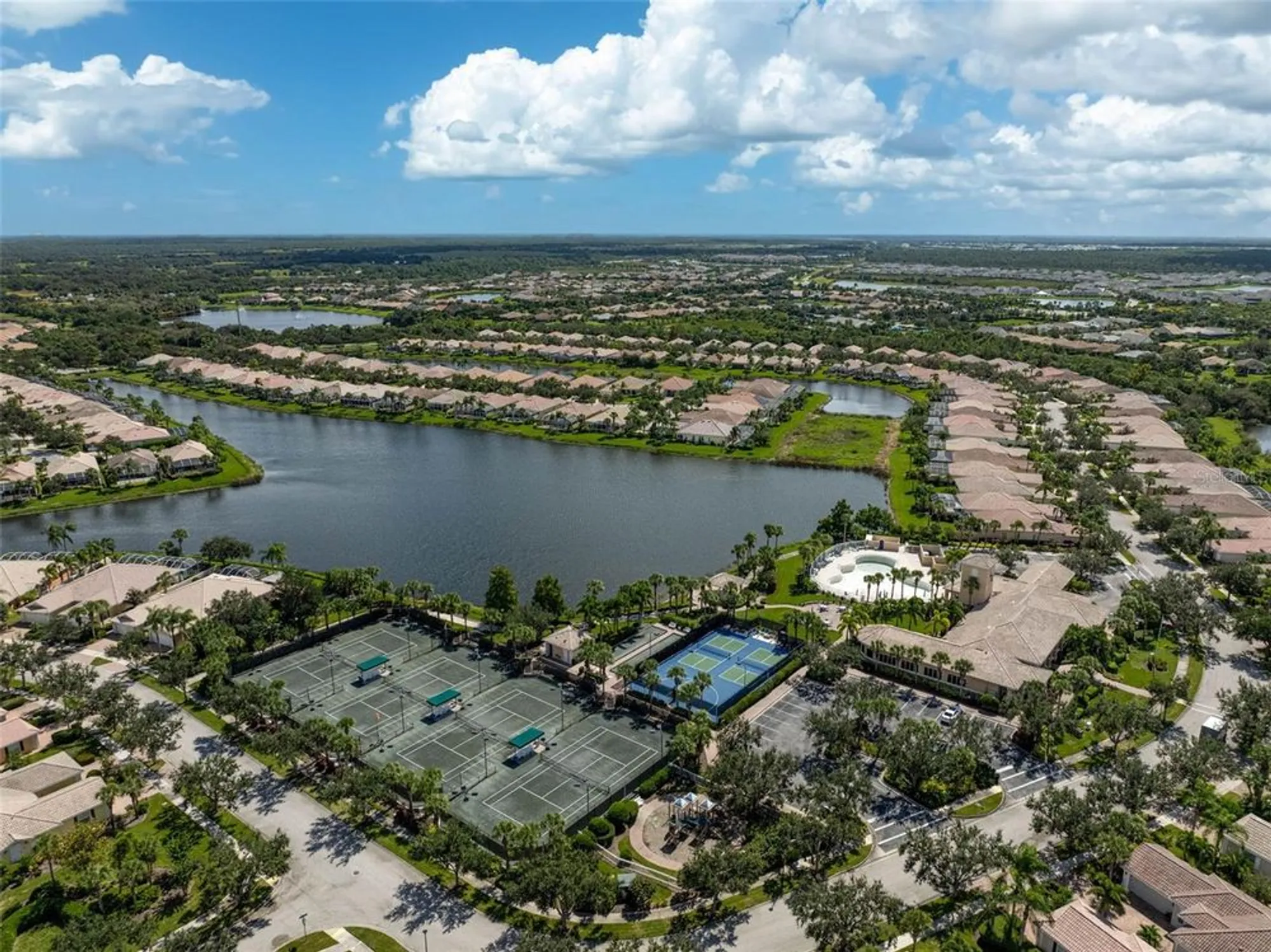 Property Slideshow image 43 of 51 | 1737 burgos dr, Sarasota, FL, 34238