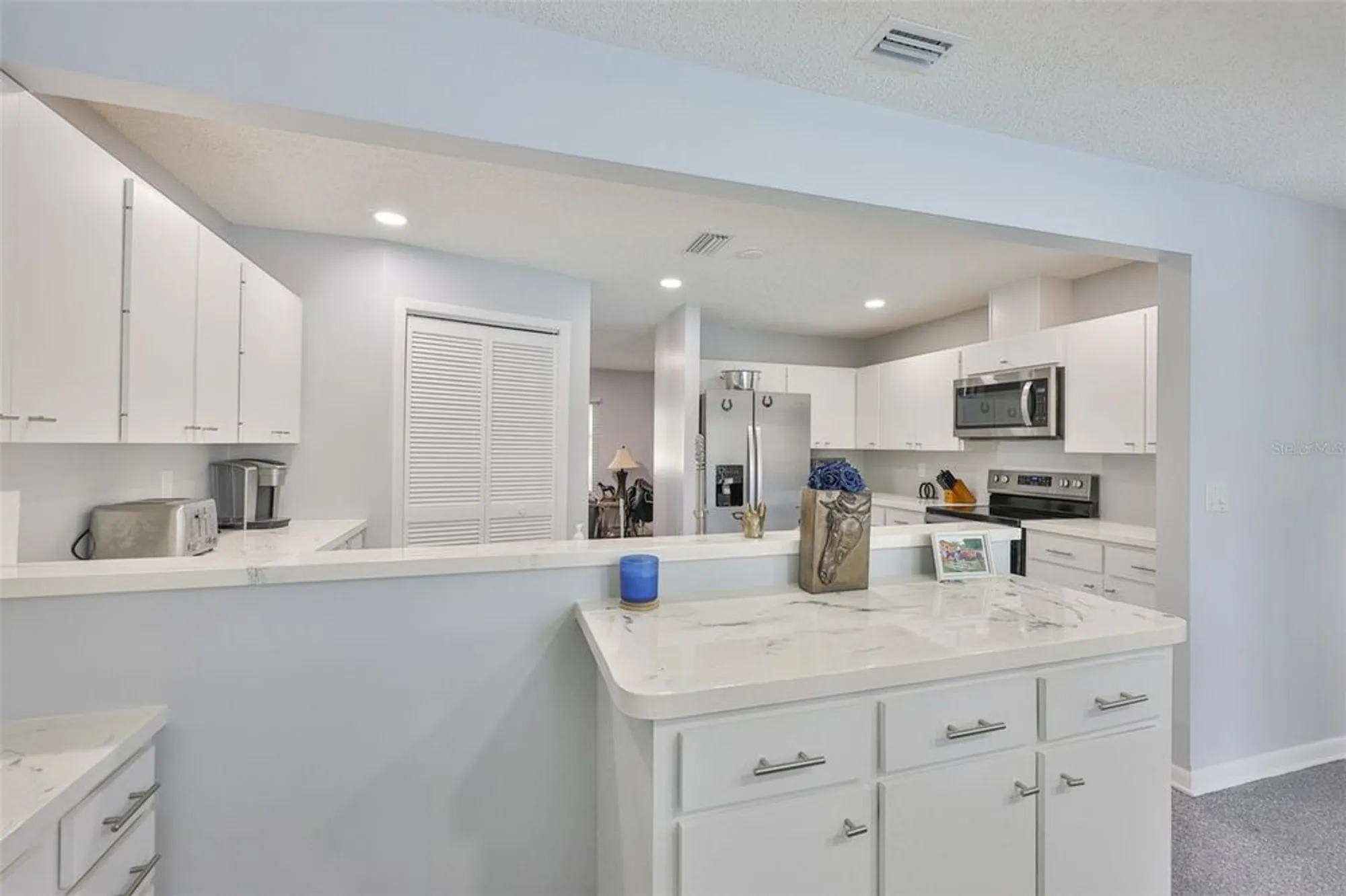 Property Slideshow image 25 of 63 | 2022 east view dr, Sun City Center, FL, 33573