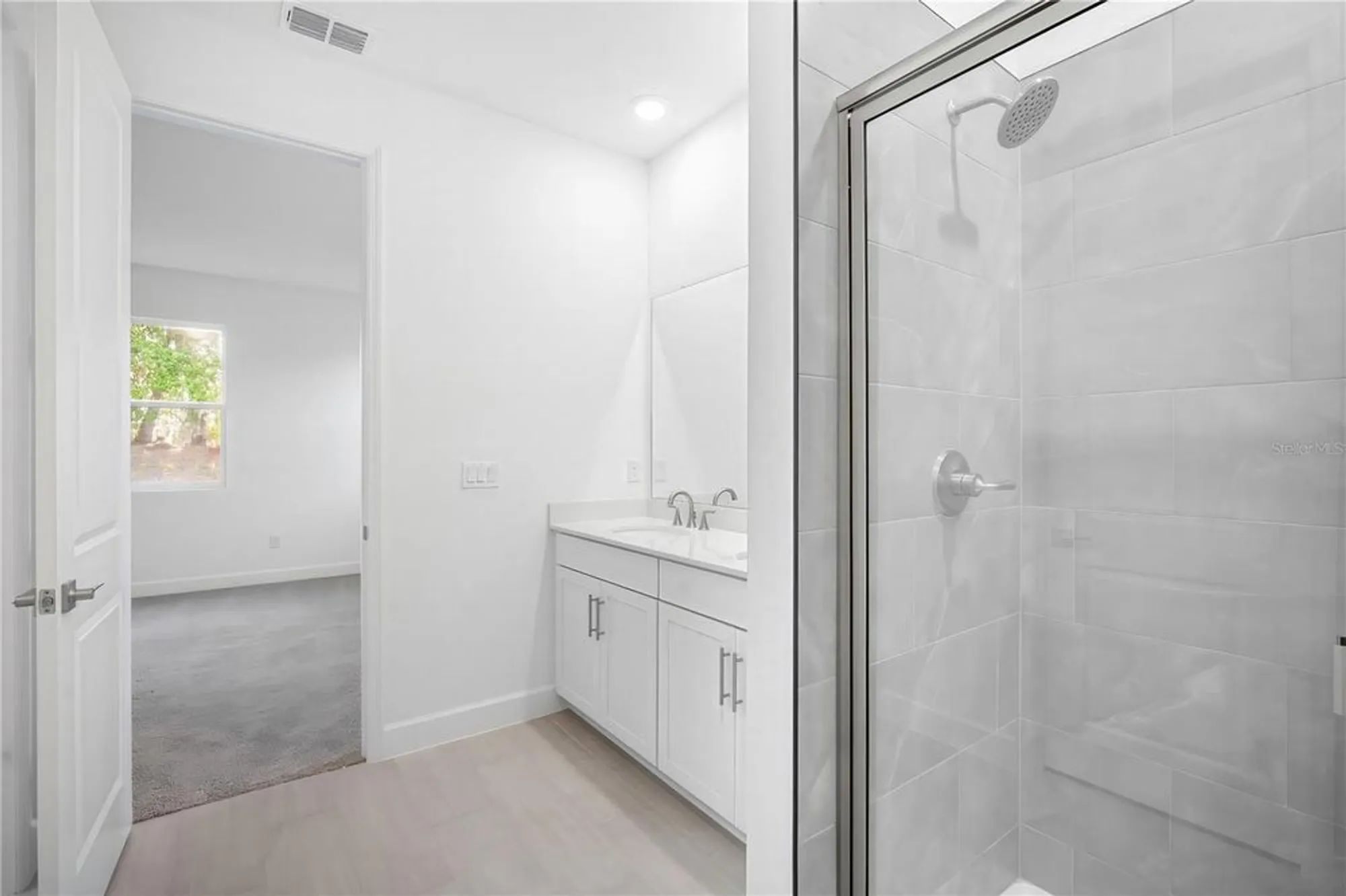 Property Slideshow image 16 of 43 | 9127 players dr, Weeki Wachee, FL, 34613