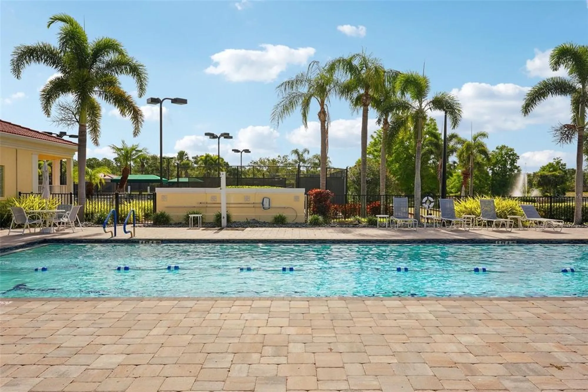 Property Slideshow image 39 of 74 | 7632 quinto dr, Sarasota, FL, 34238