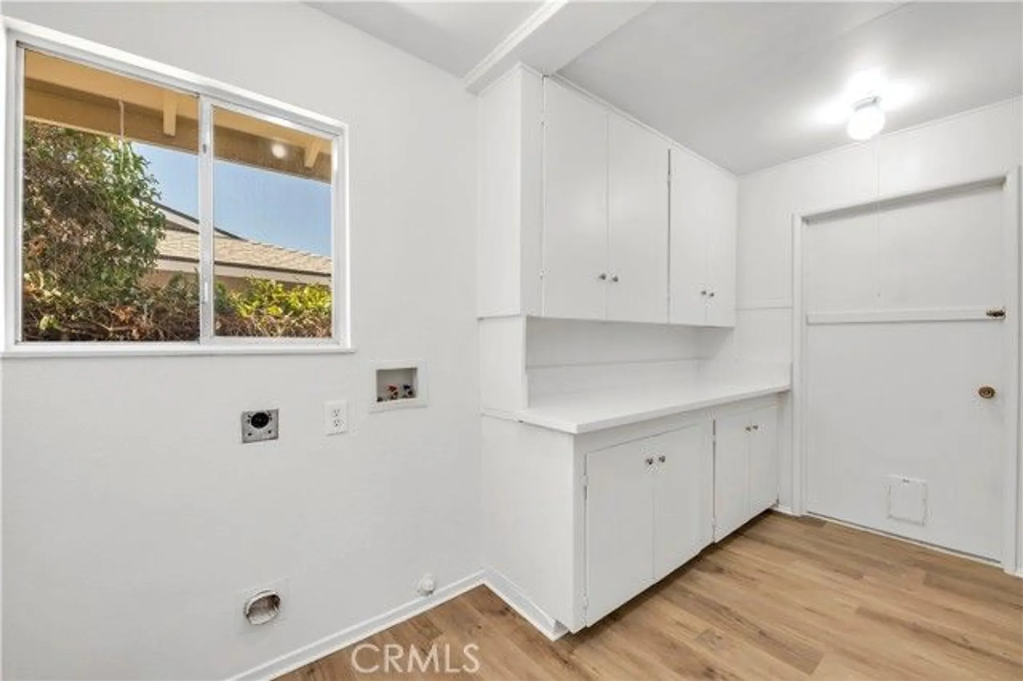 Property Slideshow image 15 of 26 | 27294 pinehurst rd, Menifee, CA, 92586