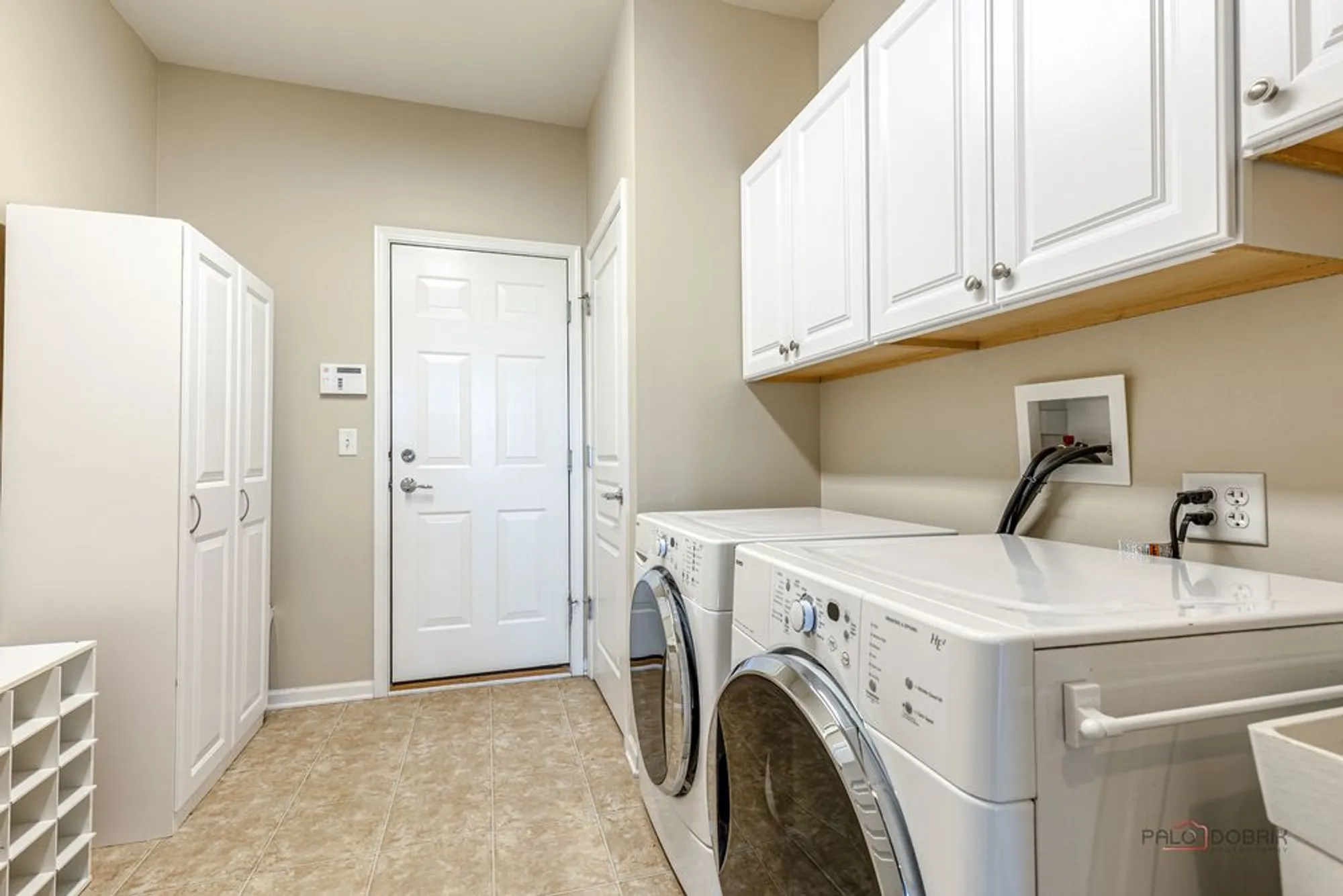 Property Slideshow image 18 of 39 | 3768 canton cir, Mundelein, IL, 60060