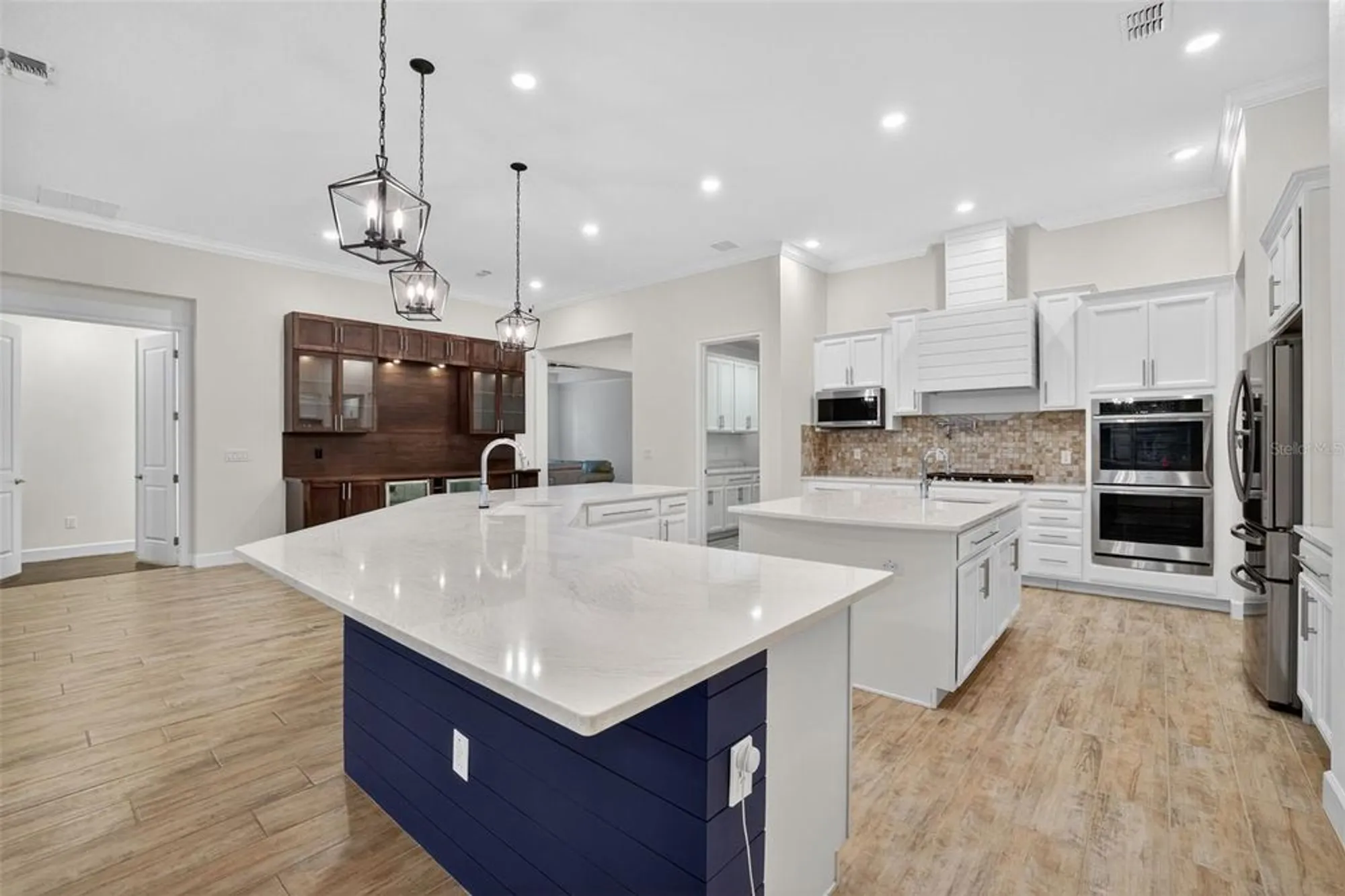 Property Slideshow image 20 of 62 | 830 manns harbor dr, Apollo Beach, FL, 33572