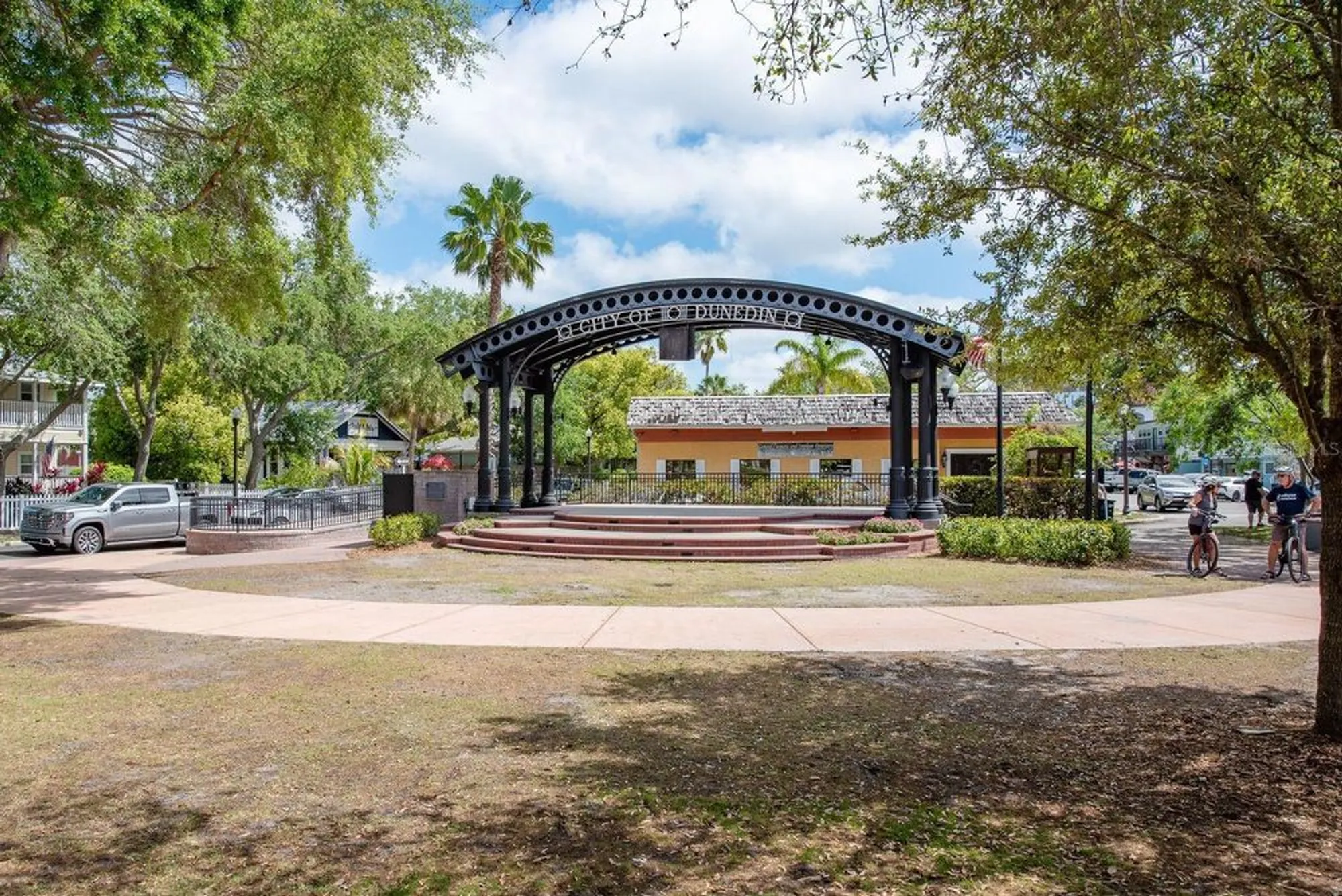 Property Slideshow image 21 of 27 | 936 virginia st 208, Dunedin, FL, 34698
