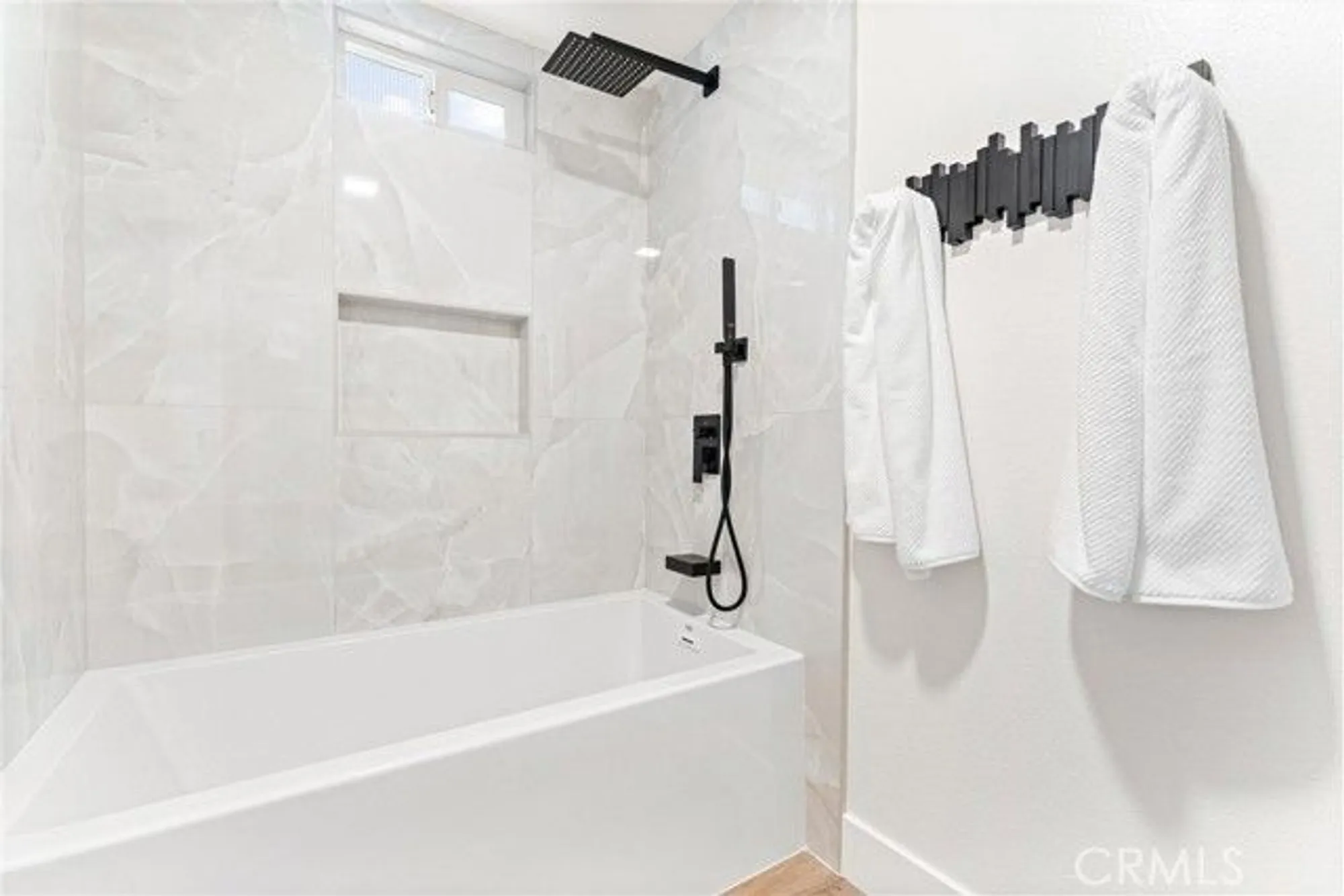 Property Slideshow image 26 of 47 | 2f w via, Laguna Woods, CA, 92637