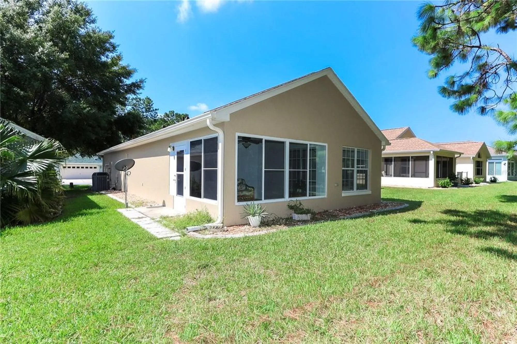 Property Slideshow image 6 of 54 | 11653 sw 72nd cir, Ocala, FL, 34476