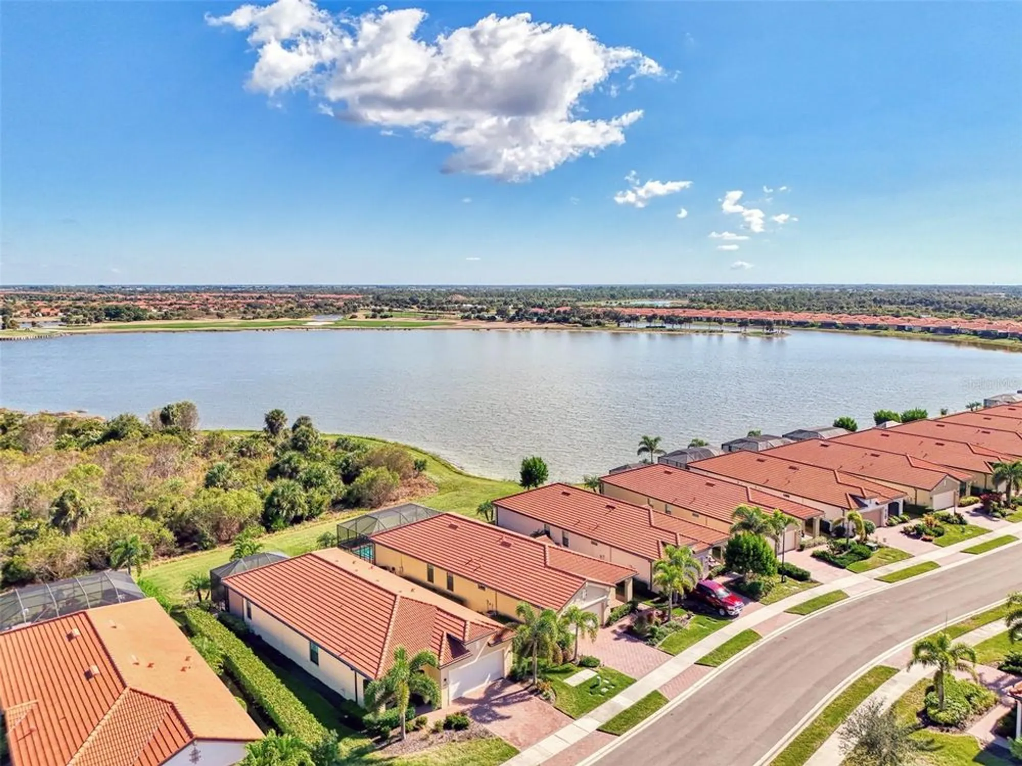 Property Slideshow image 4 of 100 | 24080 spartina dr, Venice, FL, 34293