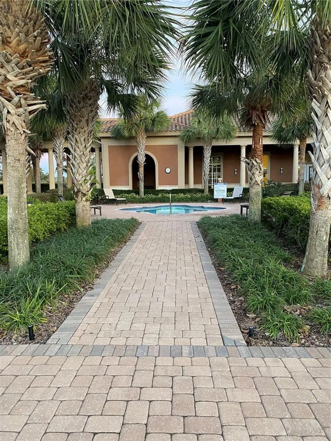 Property Slideshow image 36 of 41 | 119 crescent moon dr, Groveland, FL, 34736