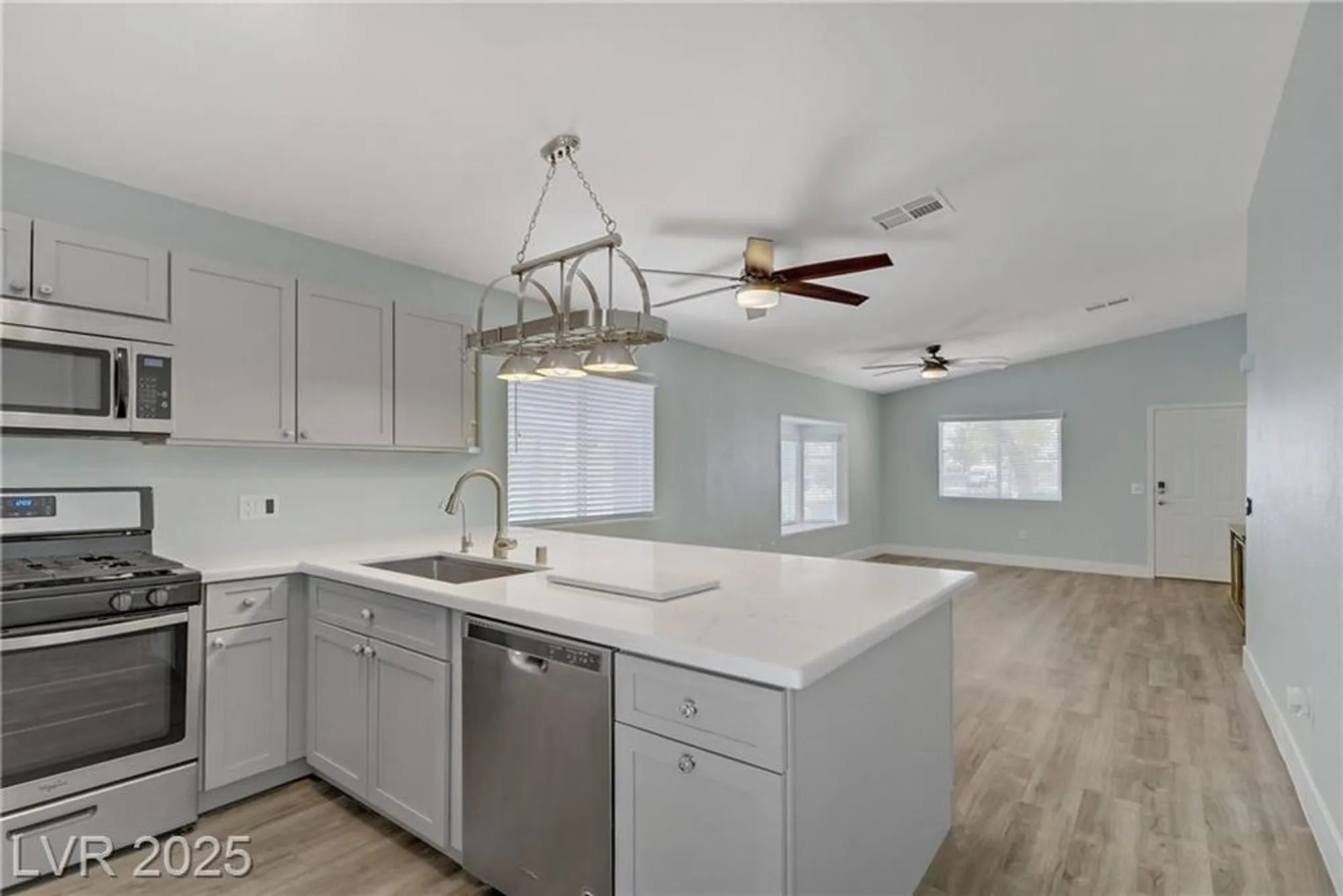 Property Slideshow image 2 of 30 | 5129 midnight oil dr, Las Vegas, NV, 89122