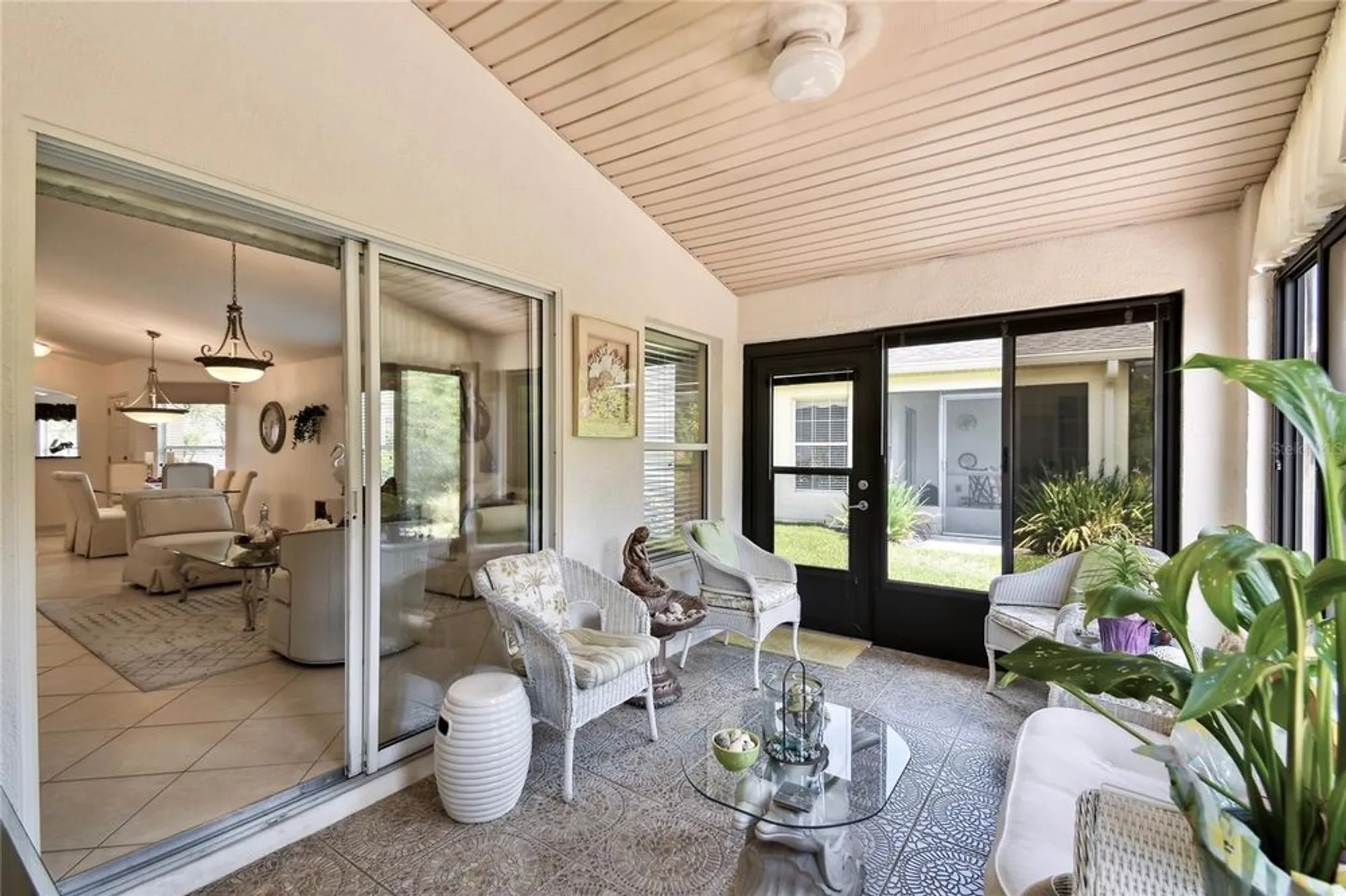 Property Slideshow image 43 of 59 | 560 grand canal dr, Kissimmee, FL, 34759