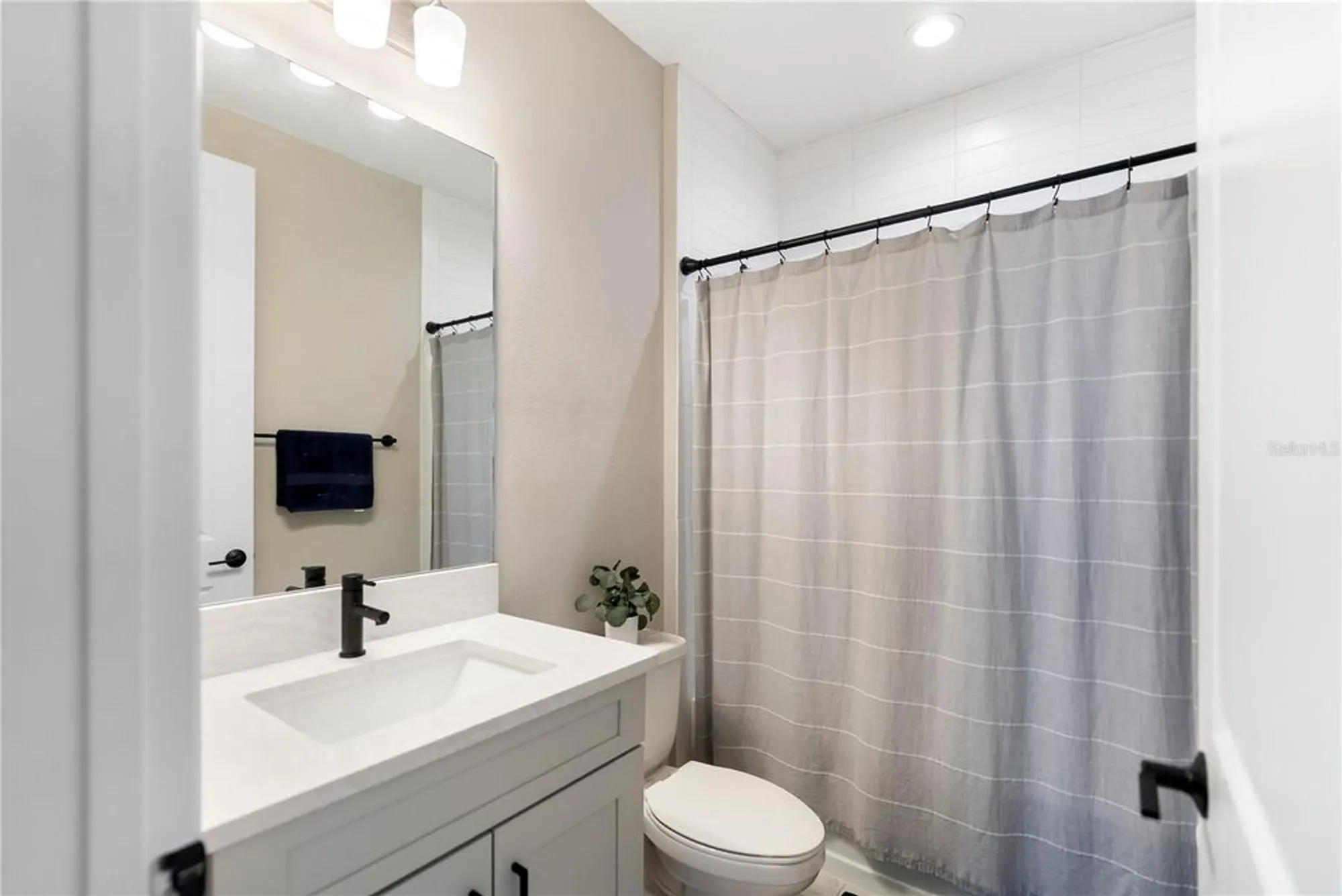 Property Slideshow image 48 of 99 | 16804 savory mist cir, Bradenton, FL, 34211