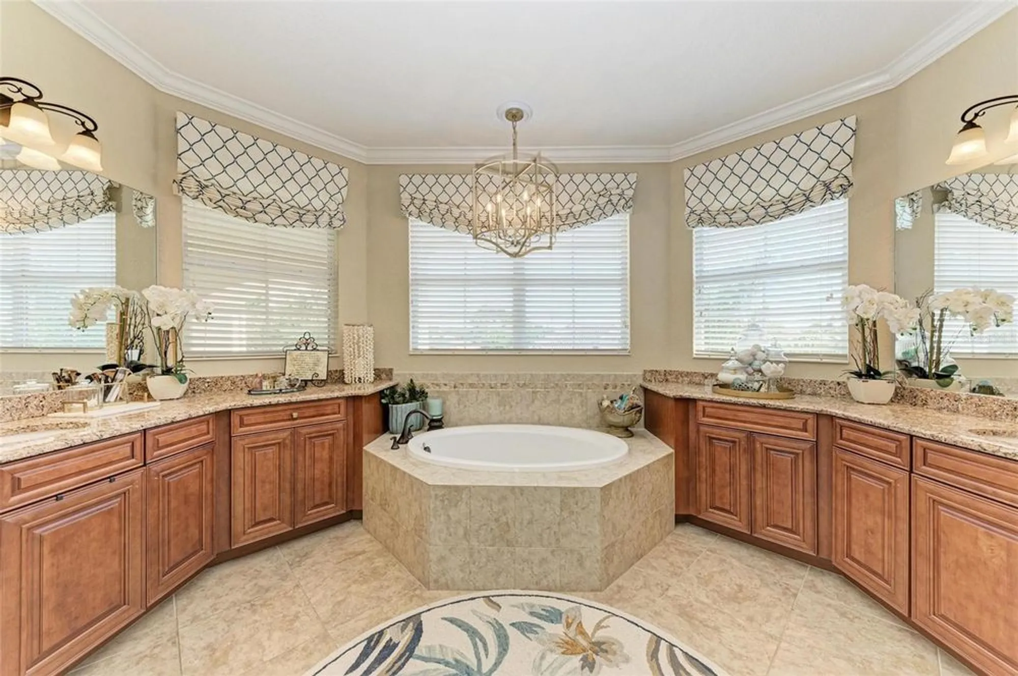 Property Slideshow image 31 of 94 | 7805 heritage grand pl, Bradenton, FL, 34212