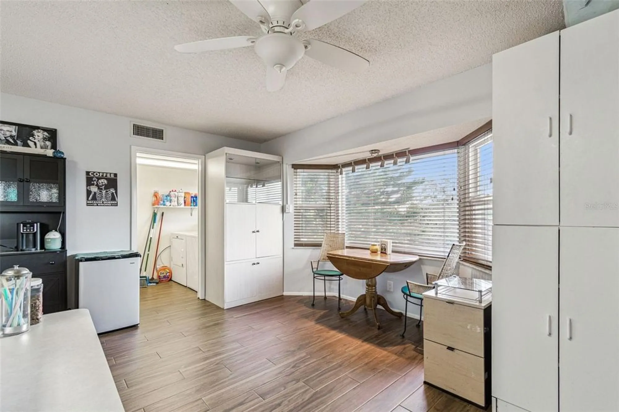 Property Slideshow image 27 of 100 | 2221 norwegian dr 41, Clearwater, FL, 33763