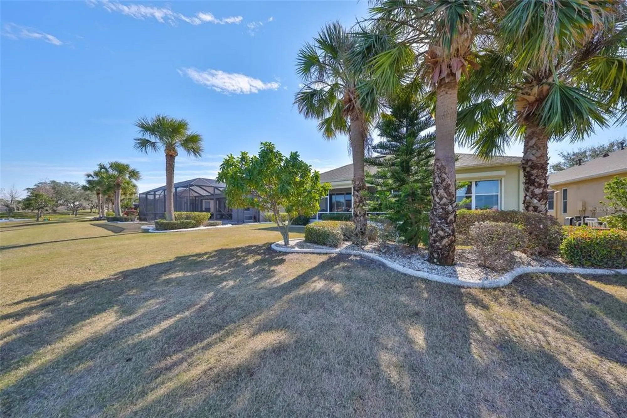 Property Slideshow image 26 of 35 | 1031 emerald dunes dr, Sun City Center, FL, 33573