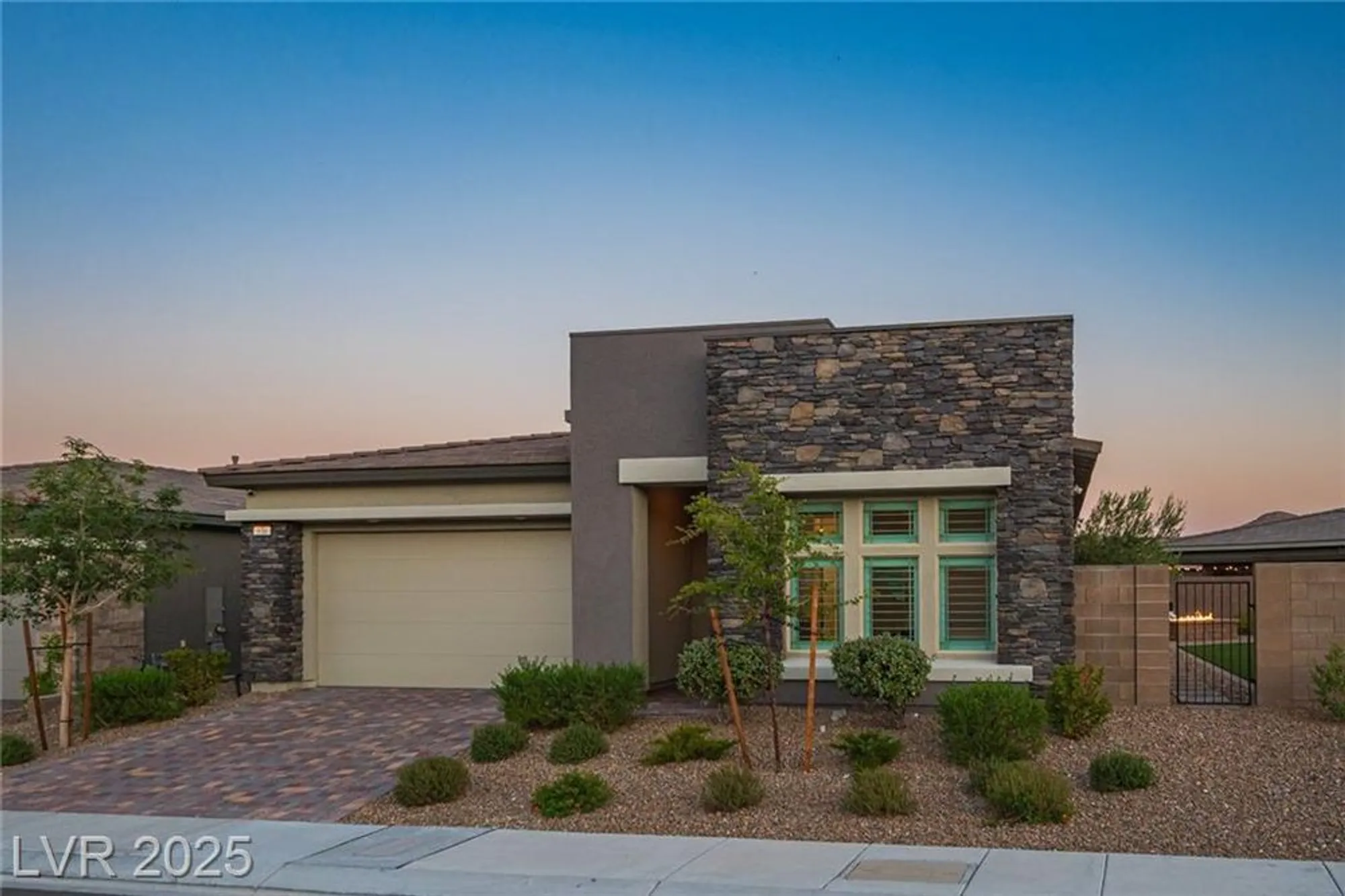 Property Slideshow image 62 of 92 | 936 mayfield manor ln, Las Vegas, NV, 89138