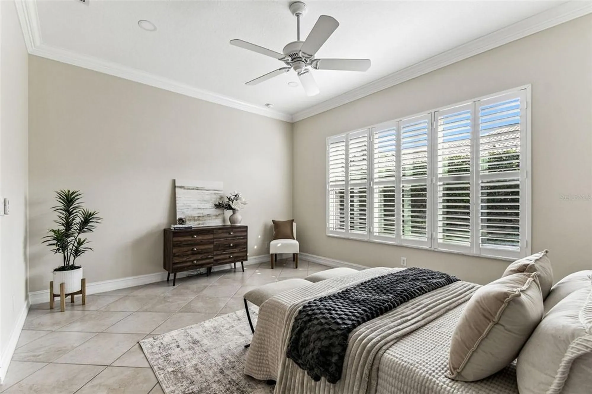 Property Slideshow image 25 of 48 | 5103 shady stone pl, Wimauma, FL, 33598