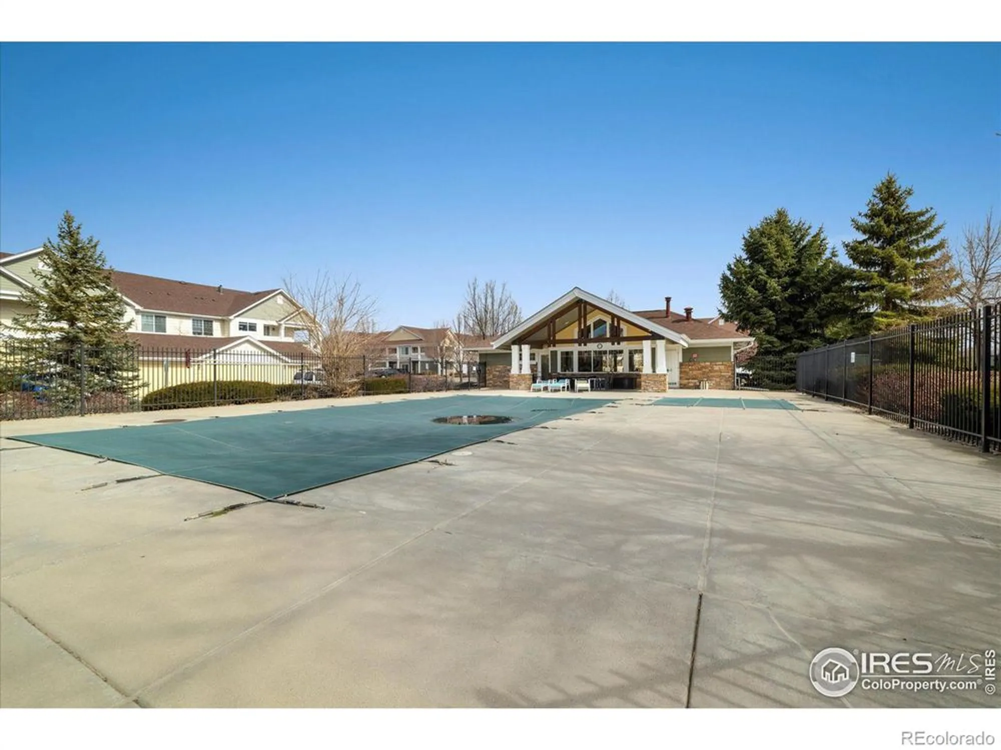 Property Slideshow image 30 of 33 | 4615 hahns peak dr unit 202, Loveland, CO, 80538