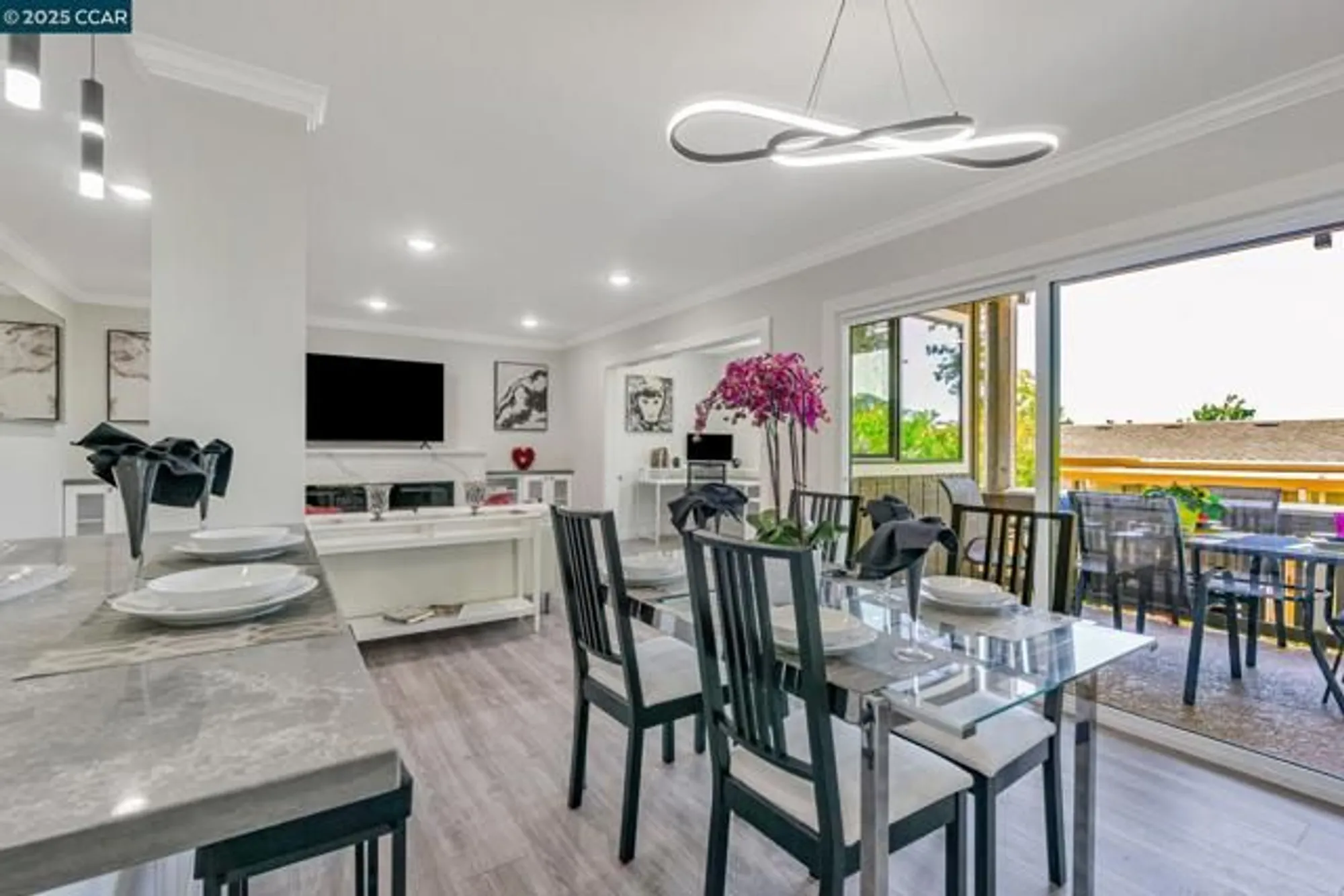 Property Slideshow image 14 of 44 | 2900 tice creek dr 8, Walnut Creek, CA, 94595