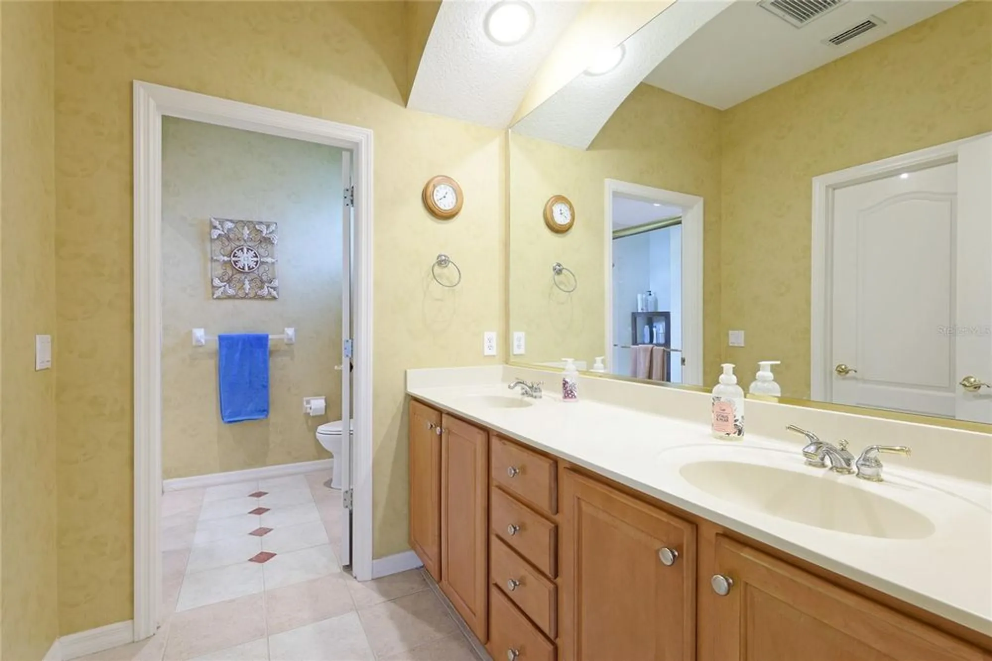 Property Slideshow image 21 of 38 | 6103 aviary ct, Bradenton, FL, 34203
