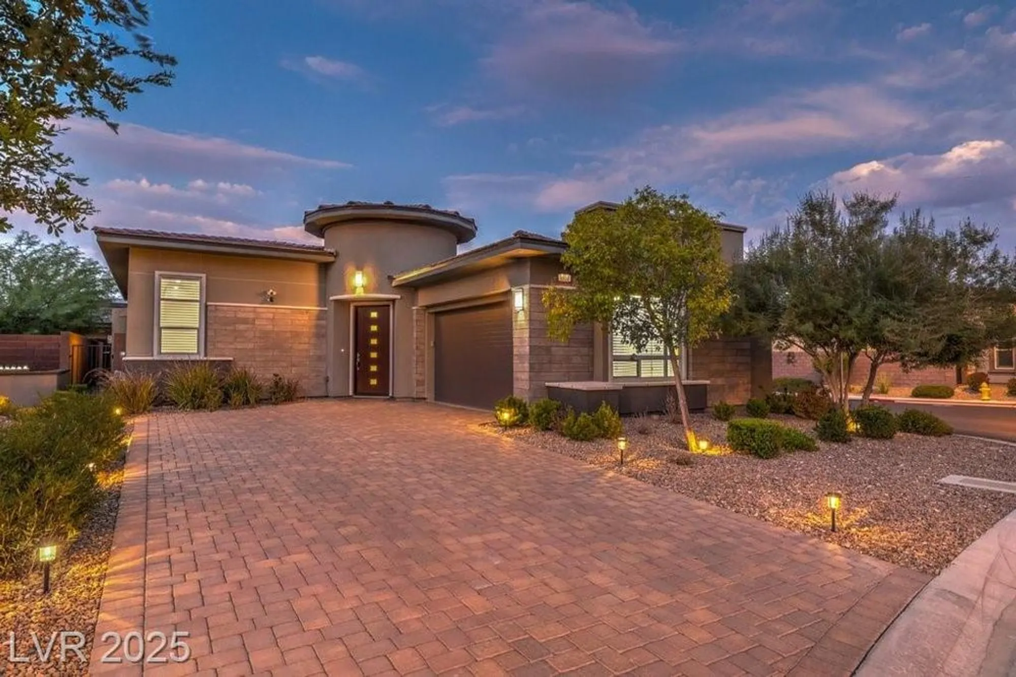 Property Slideshow image 4 of 62 | 9928 regency square ave, Las Vegas, NV, 89148