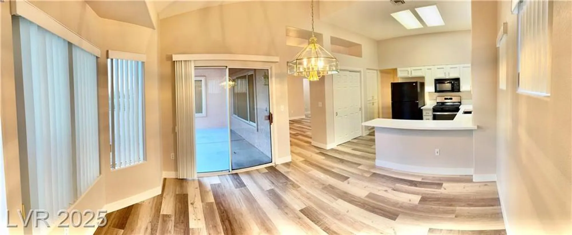 Property Slideshow image 37 of 98 | 10316 bent brook pl, Las Vegas, NV, 89134