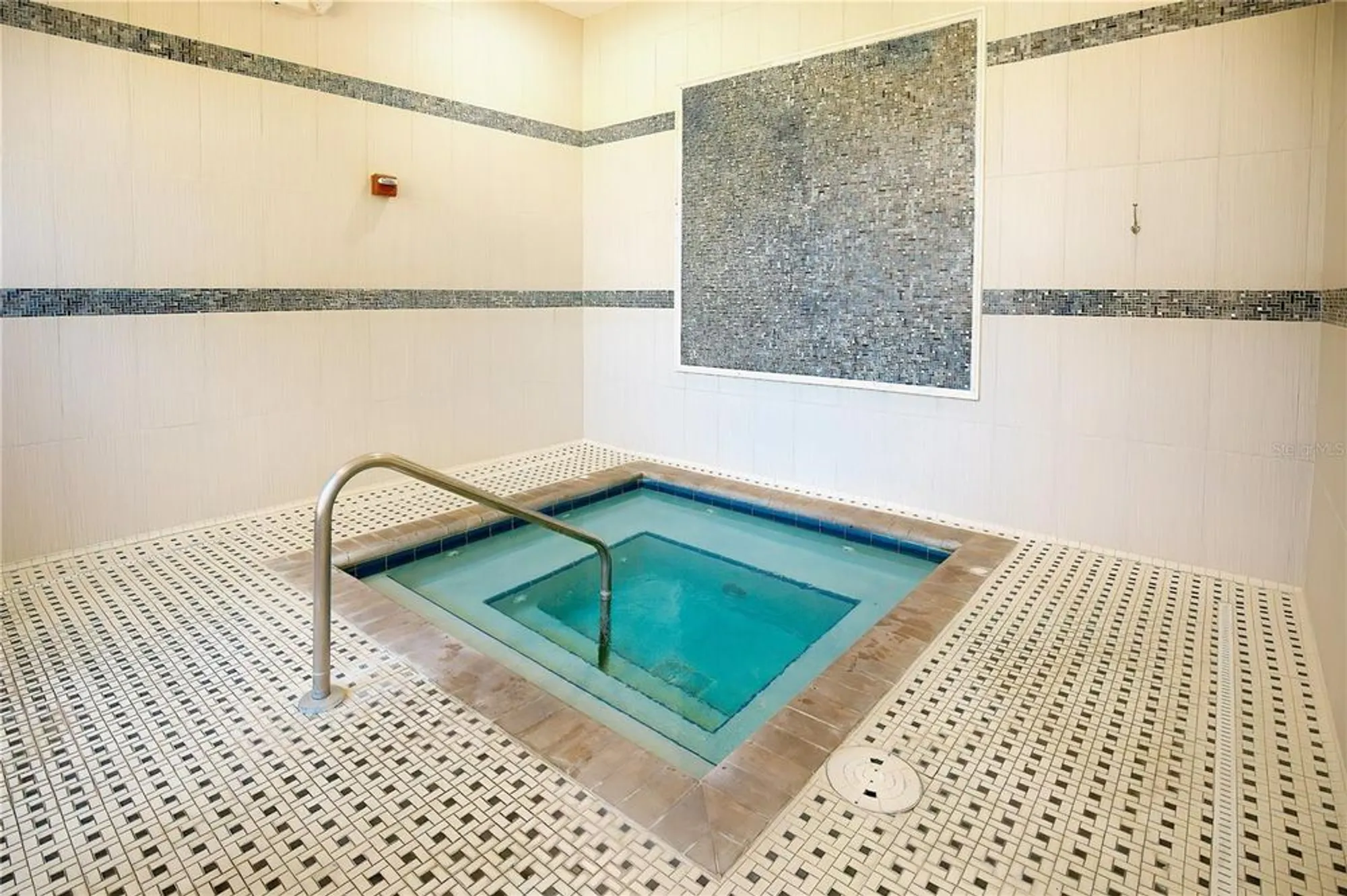 Property Slideshow image 25 of 49 | 105 cupania ct, Groveland, FL, 34736