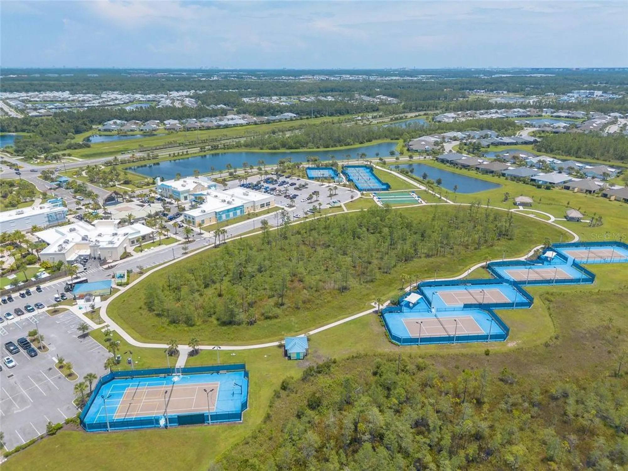 Property Slideshow image 51 of 59 | 333 pop top ln, Daytona Beach, FL, 32124