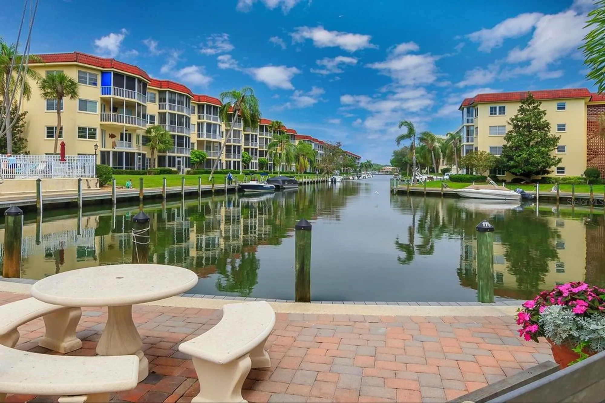 Property Slideshow image 30 of 45 | 1250 n portofino dr apt 304, Sarasota, FL, 34242