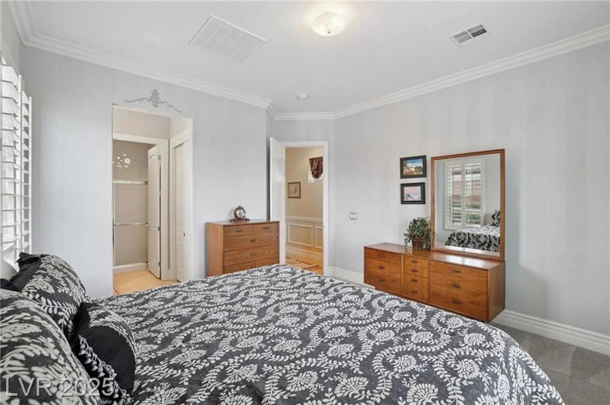 Property Slideshow image 20 of 38 | 2359 blooming valley ct, Henderson, NV, 89052