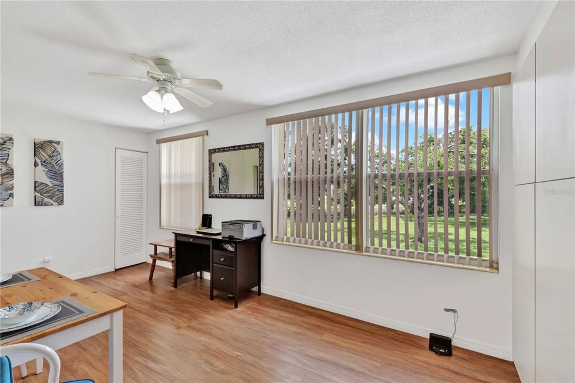 Property Slideshow image 28 of 38 | 2463 brazilia dr apt 31, Clearwater, FL, 33763