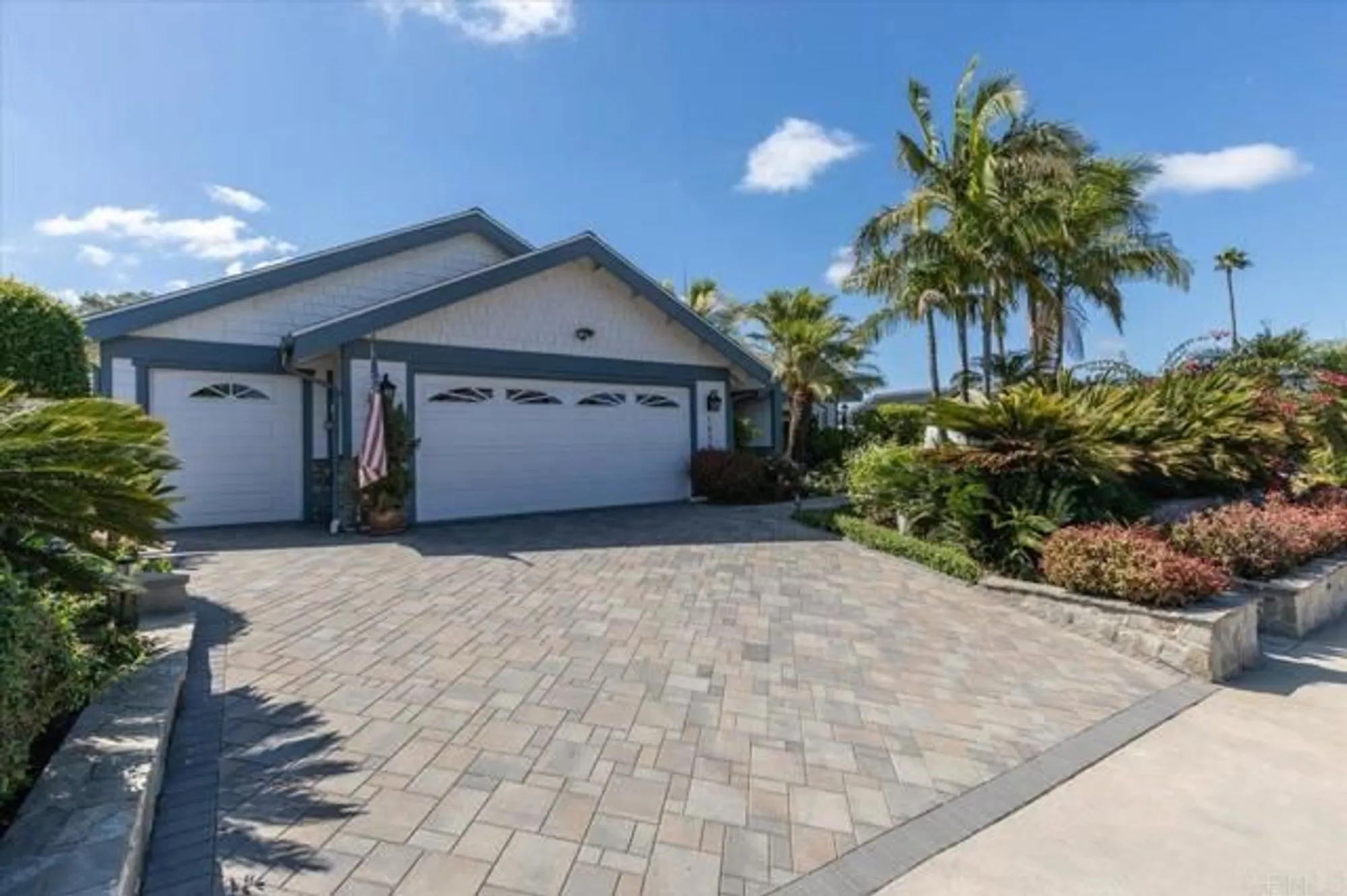 Property Slideshow image 43 of 59 | 1054 la sombra dr, San Marcos, CA, 92078