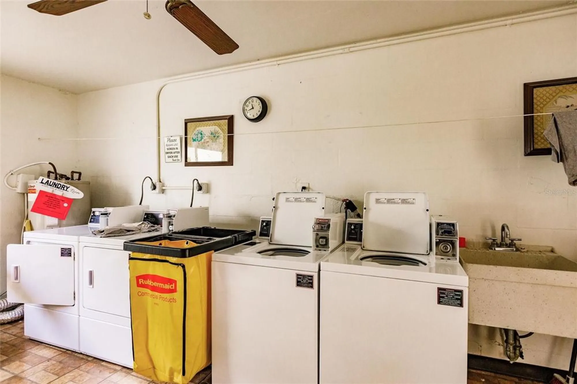 Property Slideshow image 25 of 42 | 3540 hispania pl 214, Sarasota, FL, 34232