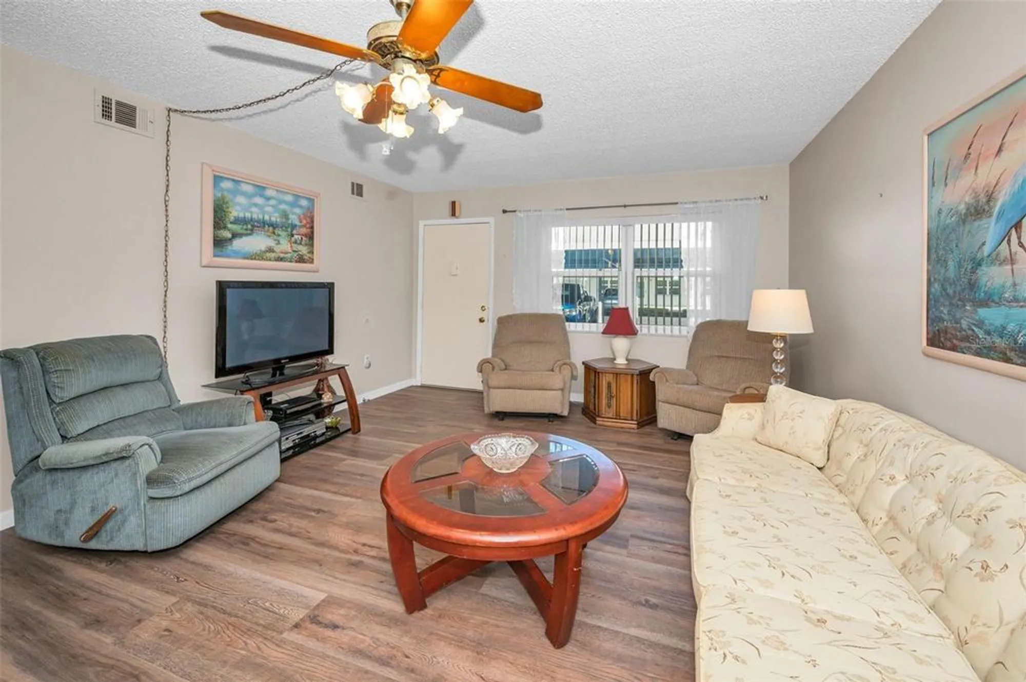 Property Slideshow image 4 of 49 | 5297 81st ln n apt 4, St Petersburg, FL, 33709