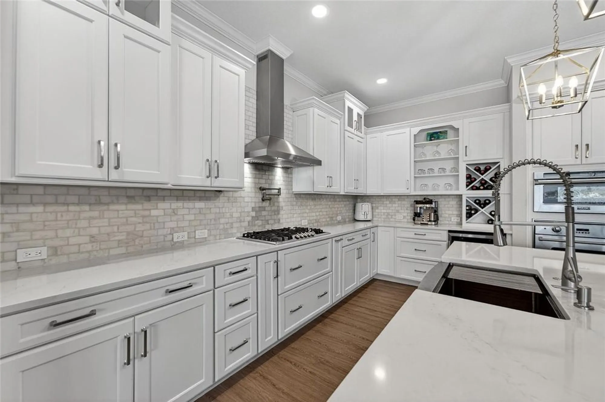 Property Slideshow image 17 of 100 | 5245 brighton shore dr, Apollo Beach, FL, 33572