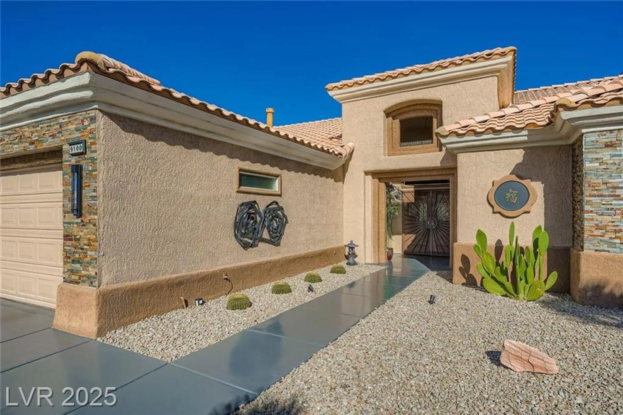 Property Slideshow image 4 of 28 | 9100 garden view dr, Las Vegas, NV, 89134