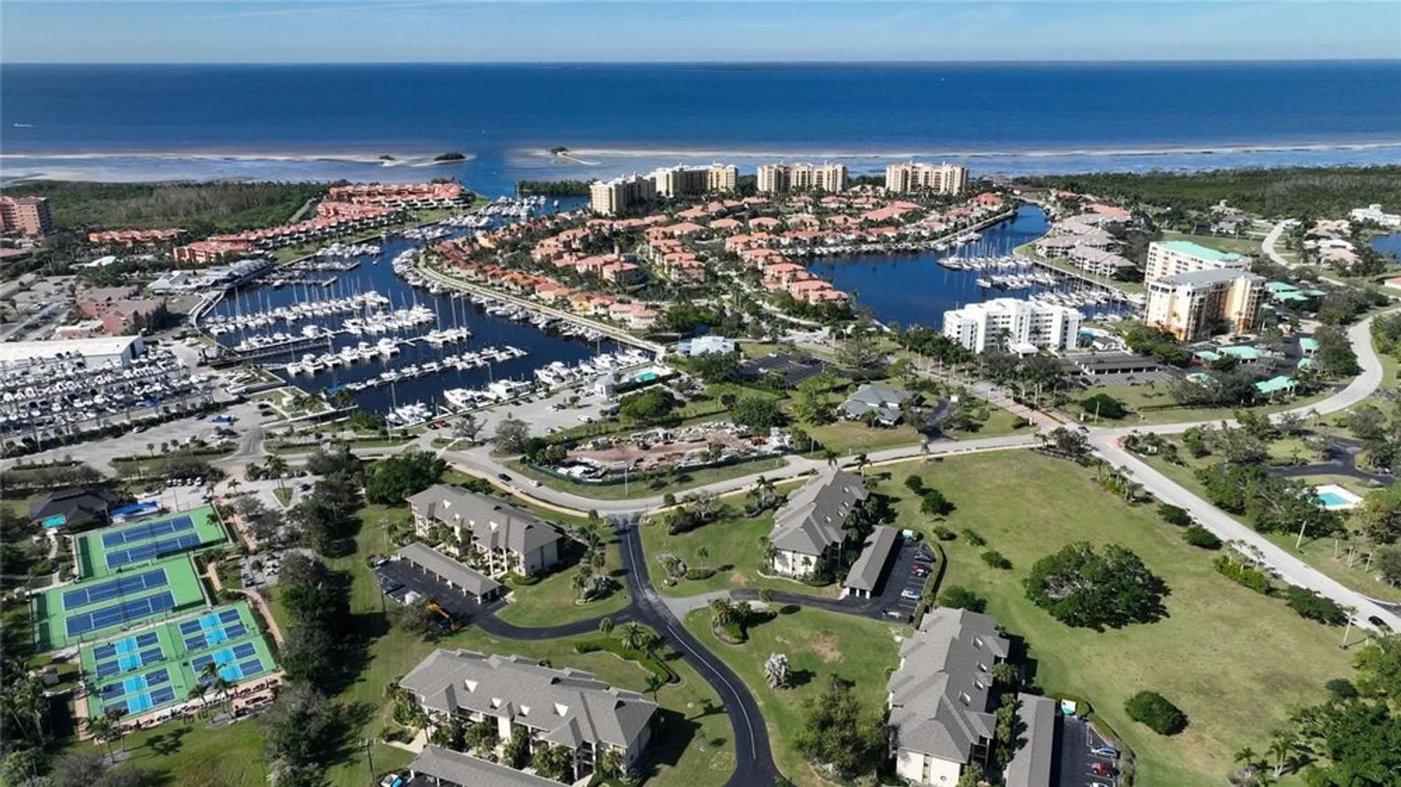 Property Slideshow image 31 of 36 | 601 islamorada blvd apt 24b, Punta Gorda, FL, 33955