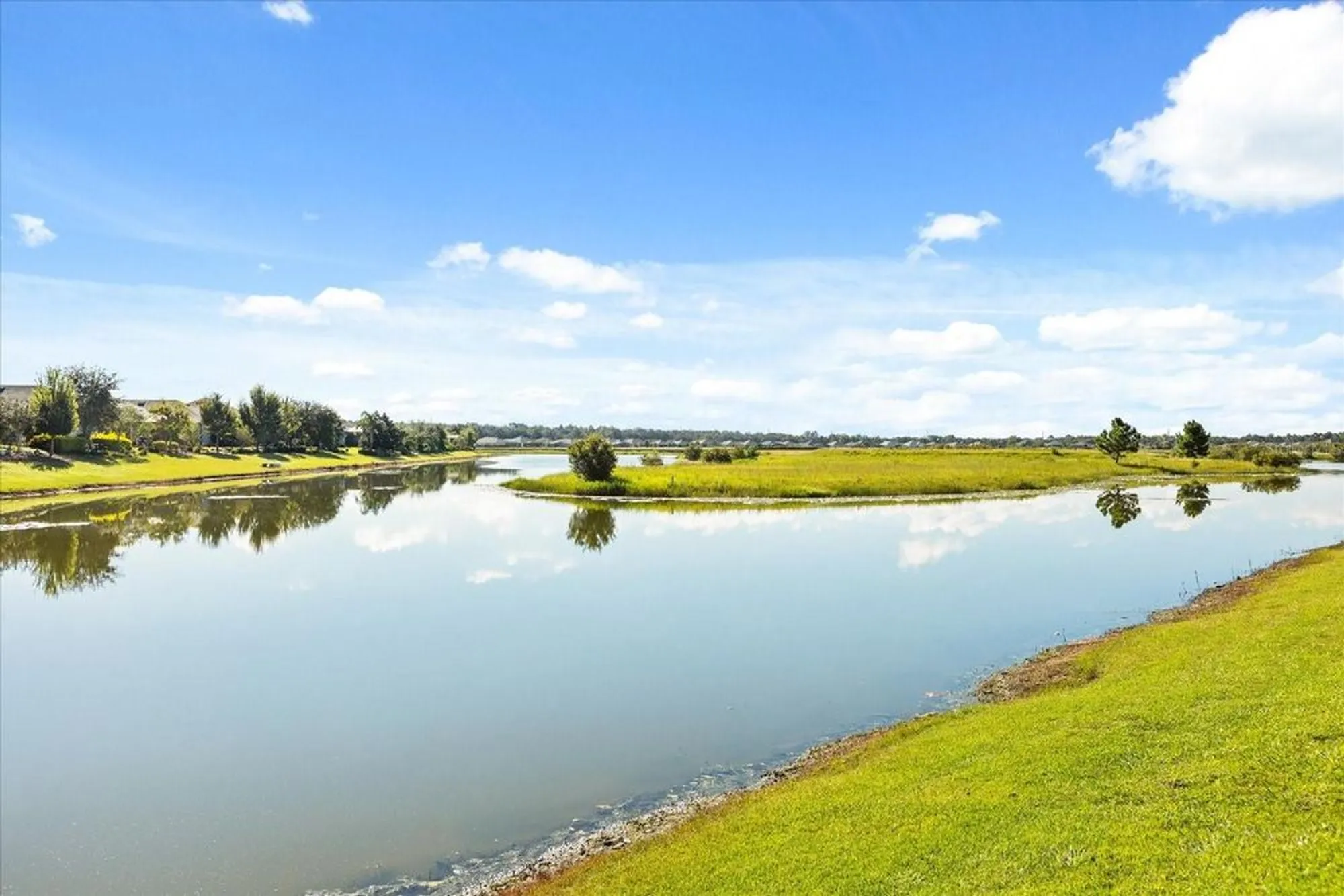 Property Slideshow image 30 of 31 | 8788 bridgeport bay cir, Mount Dora, FL, 32757