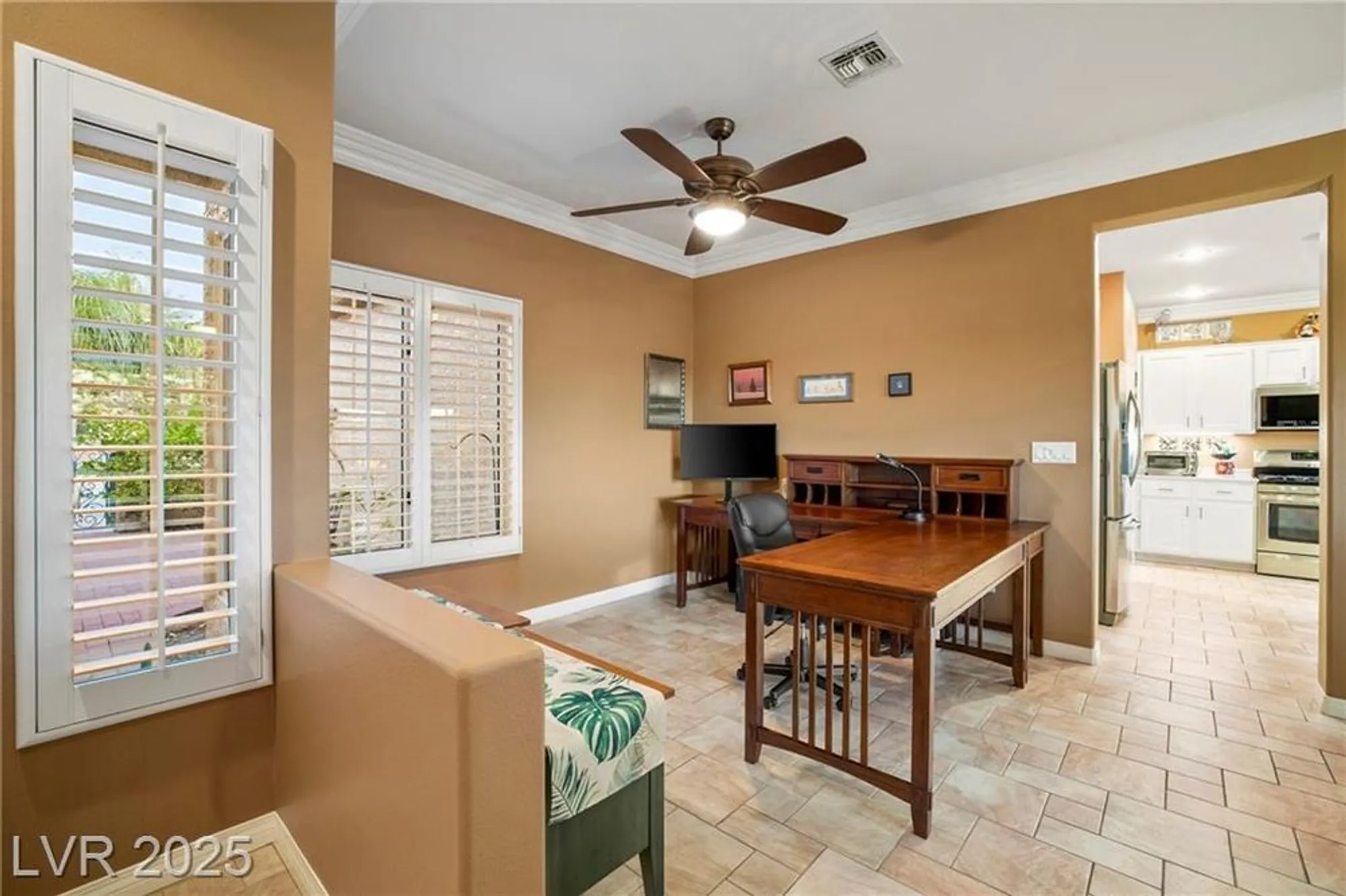 Property Slideshow image 9 of 24 | 2731 goldcreek st, Henderson, NV, 89052