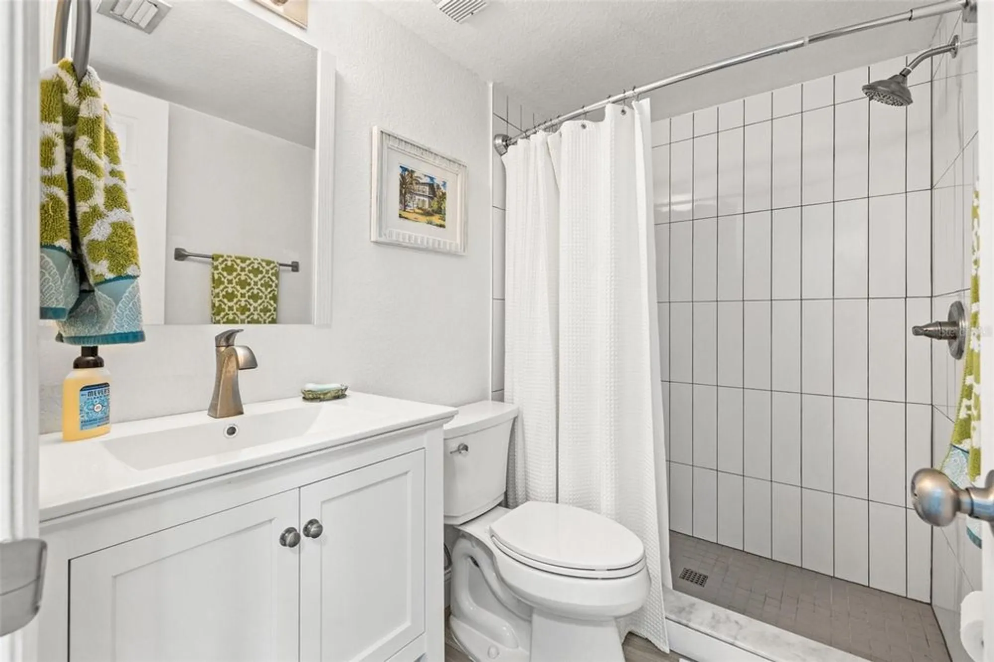 Property Slideshow image 23 of 38 | 6265 sun blvd apt 101, Saint Petersburg, FL, 33715