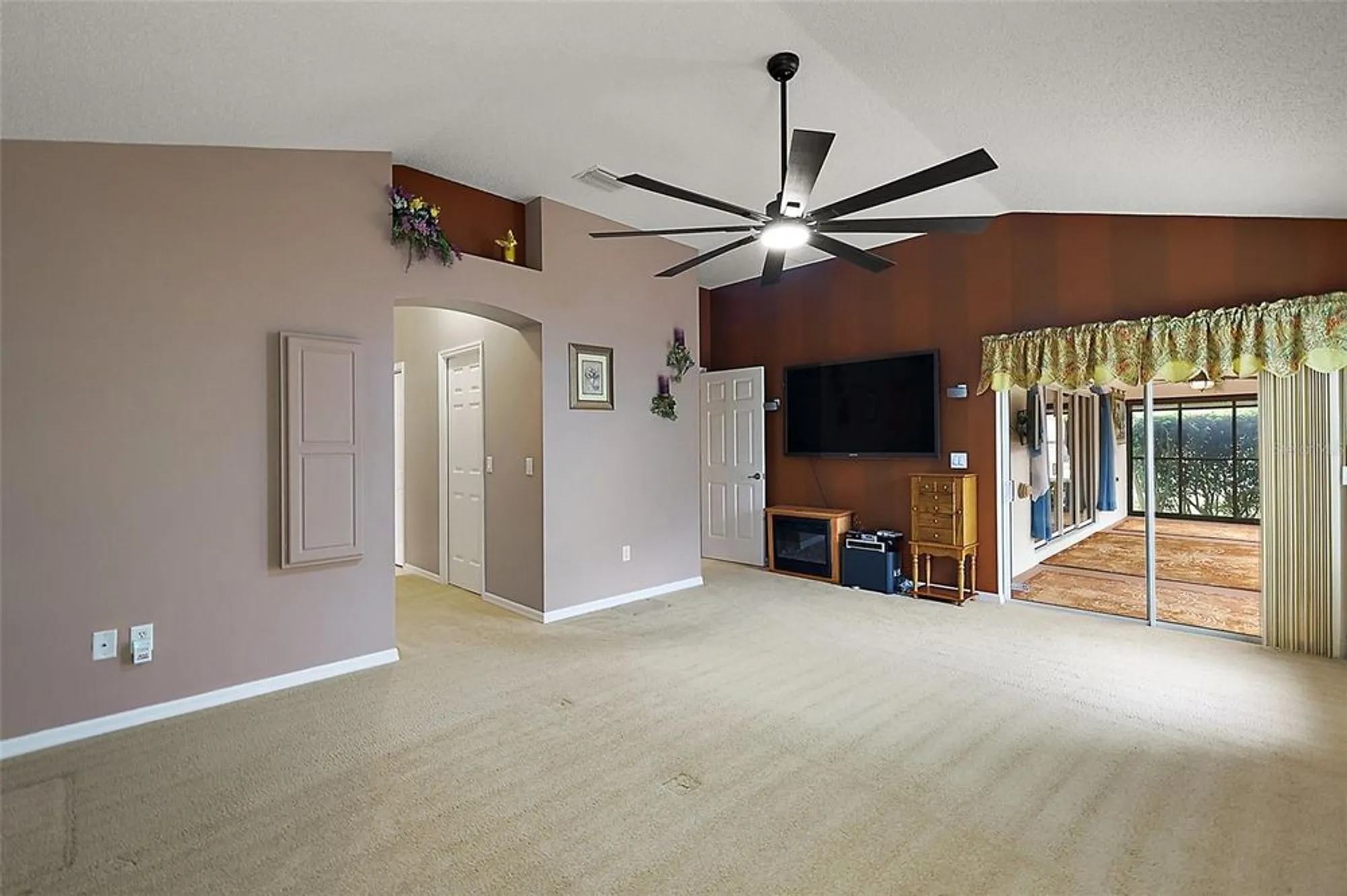Property Slideshow image 15 of 30 | 752 maybank loop, The Villages, FL, 32162
