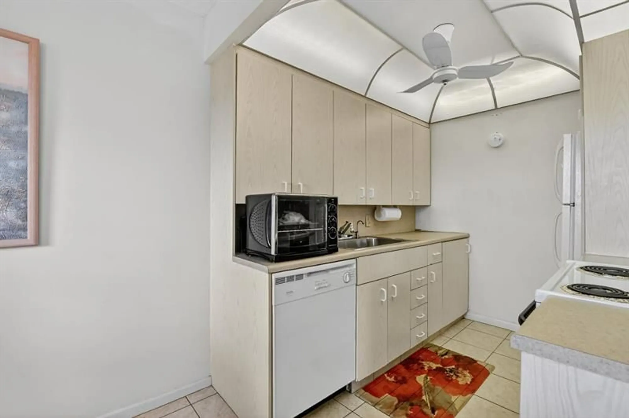Property Slideshow image 13 of 67 | 3025 guildford b # 3025, Boca Raton, FL, 33434