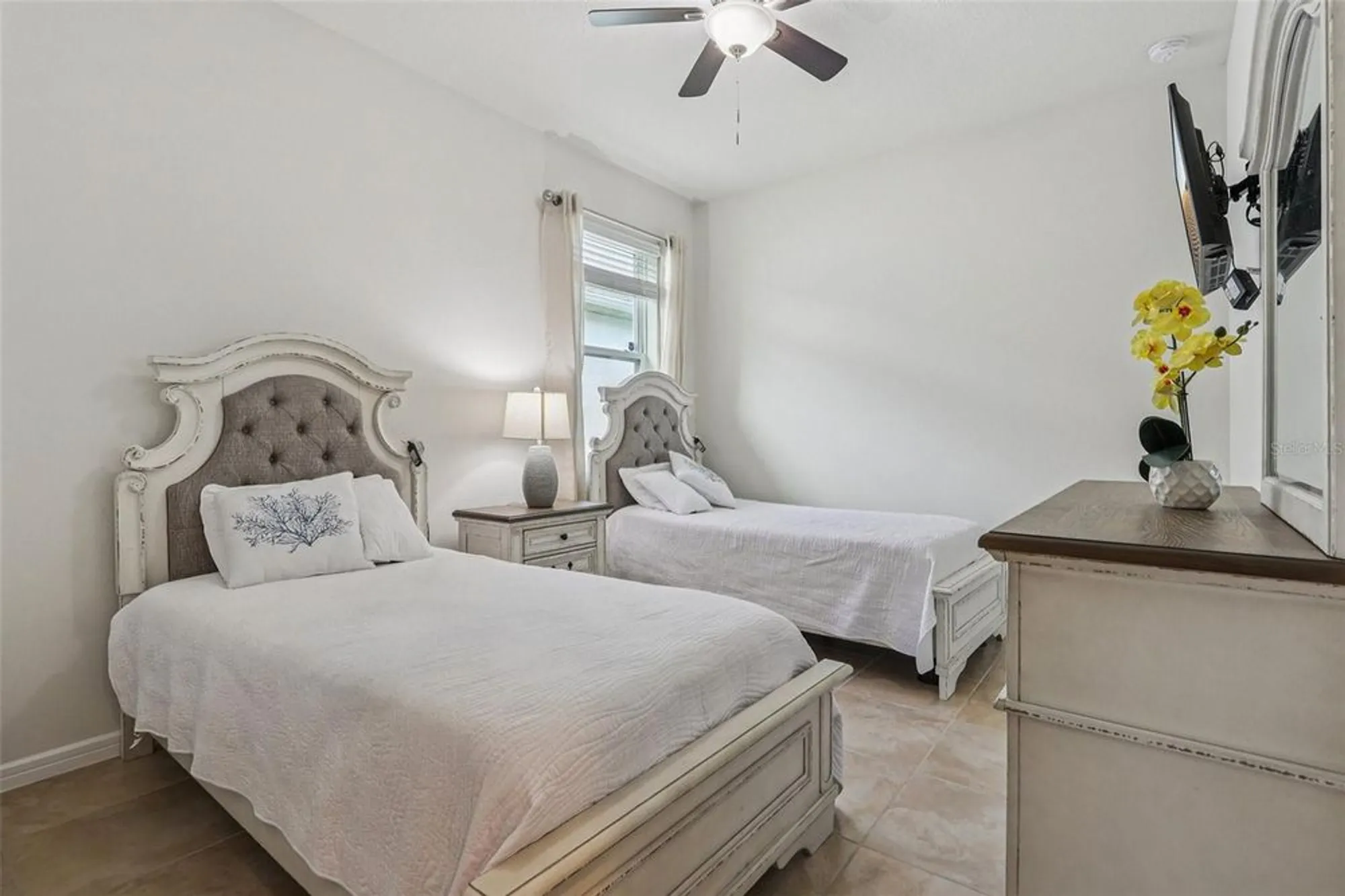 Property Slideshow image 32 of 49 | 2015 spring shower cir, Kissimmee, FL, 34744