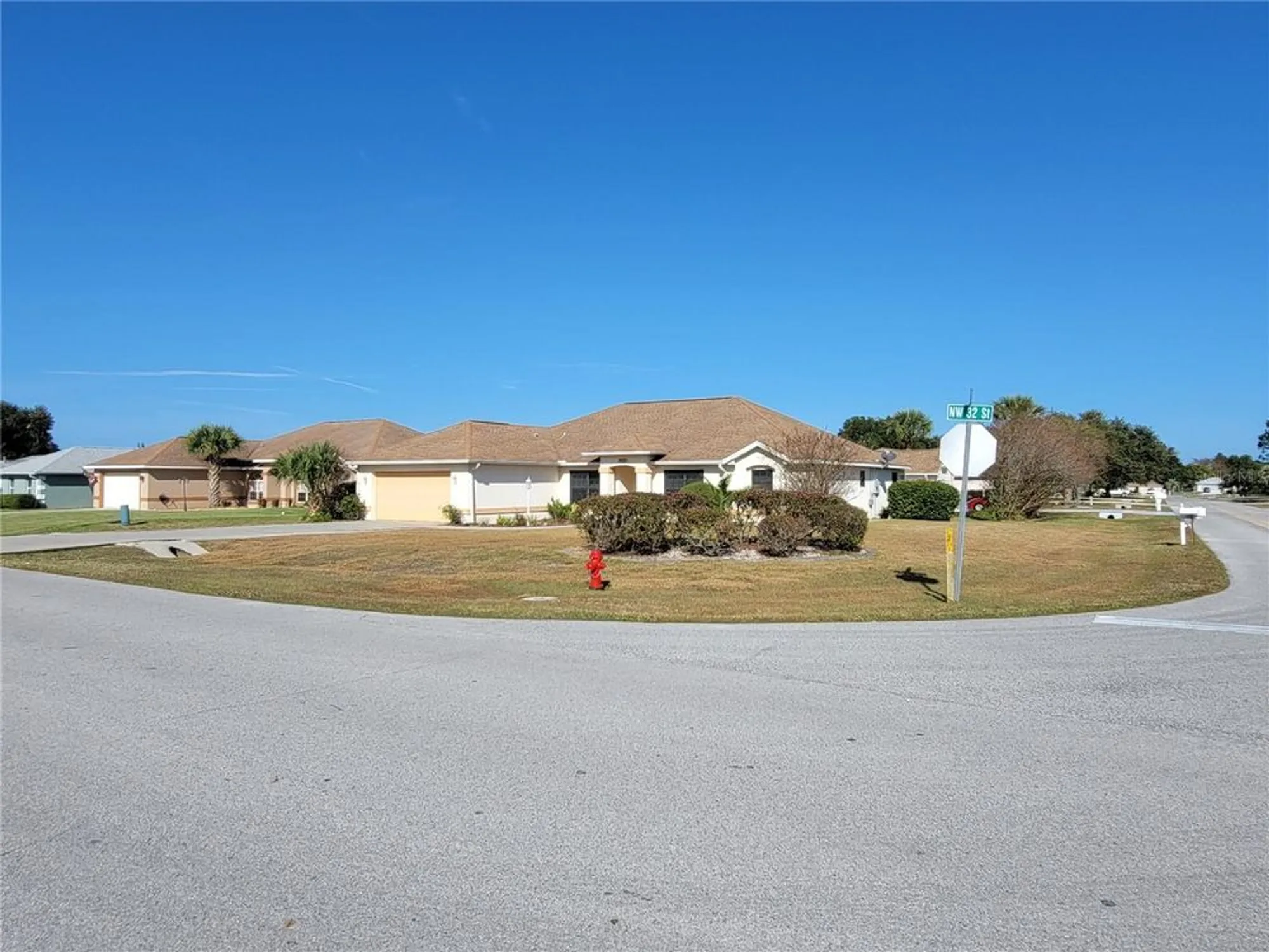 Property Slideshow image 2 of 49 | 4773 nw 32nd st, Ocala, FL, 34482