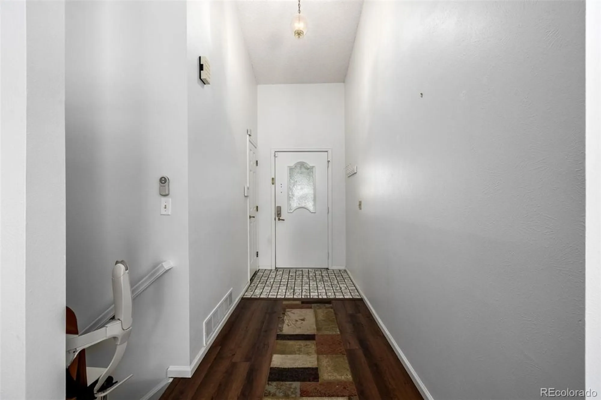 Property Slideshow image 4 of 47 | 13787 e marina dr b, Aurora, CO, 80014