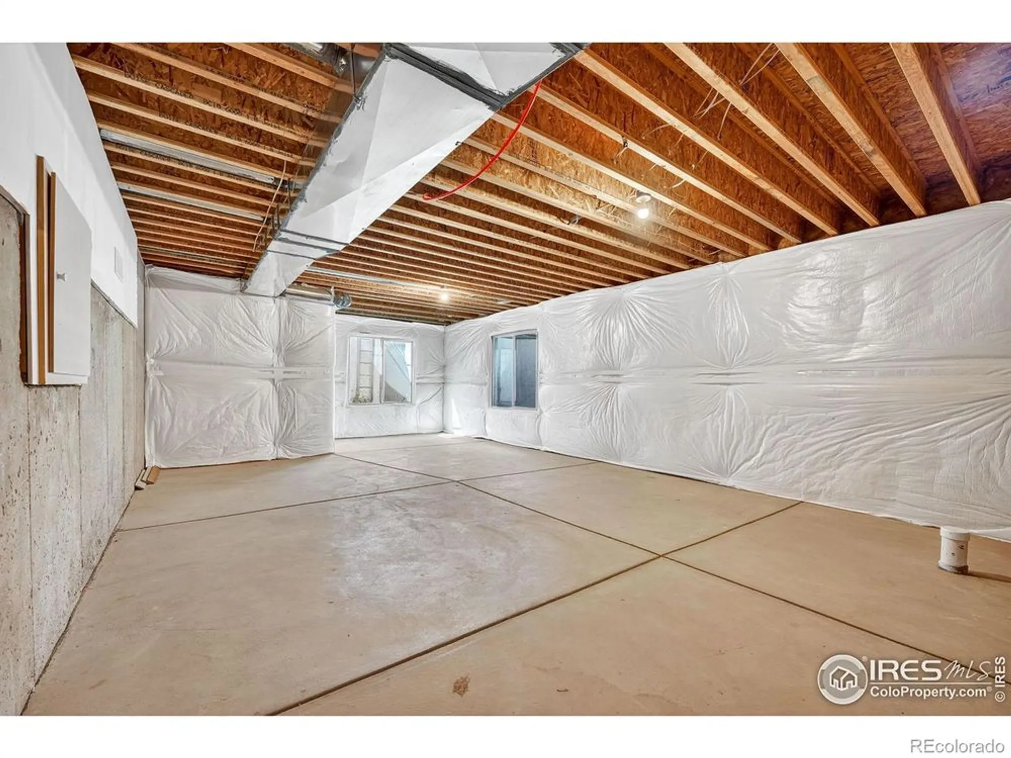 Property Slideshow image 32 of 44 | 15875 wild horse dr, Broomfield, CO, 80023