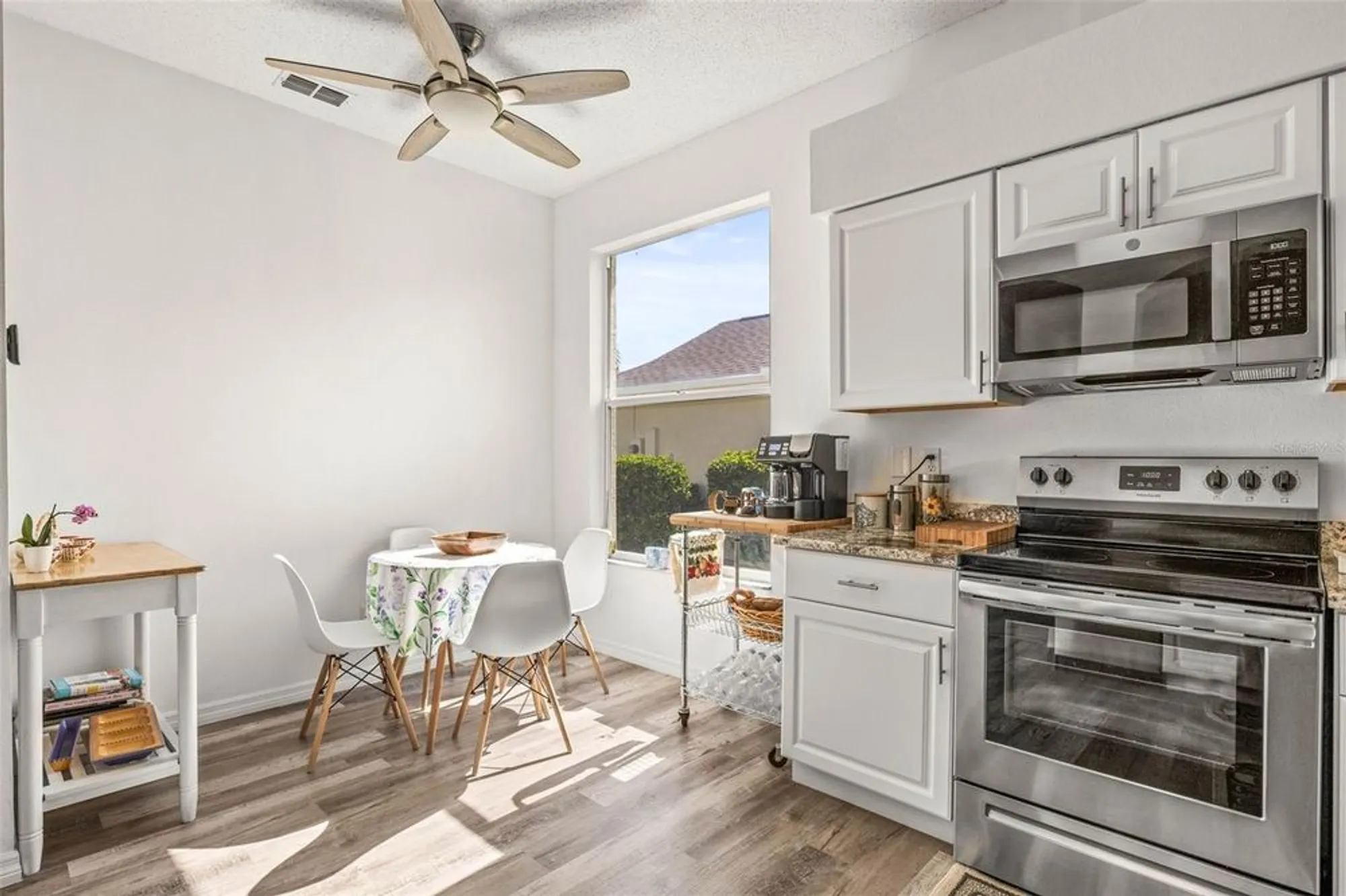 Property Slideshow image 12 of 37 | 2227 north creek ct, Sun City Center, FL, 33573