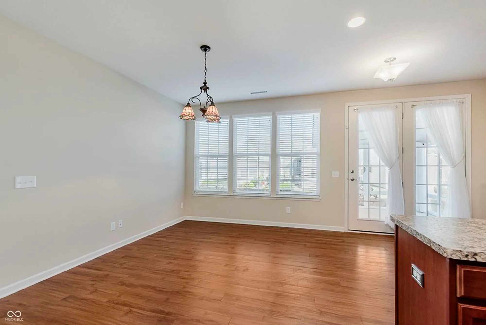 Property Slideshow image 16 of 42 | 16022 lambrusco way, Fishers, IN, 46037