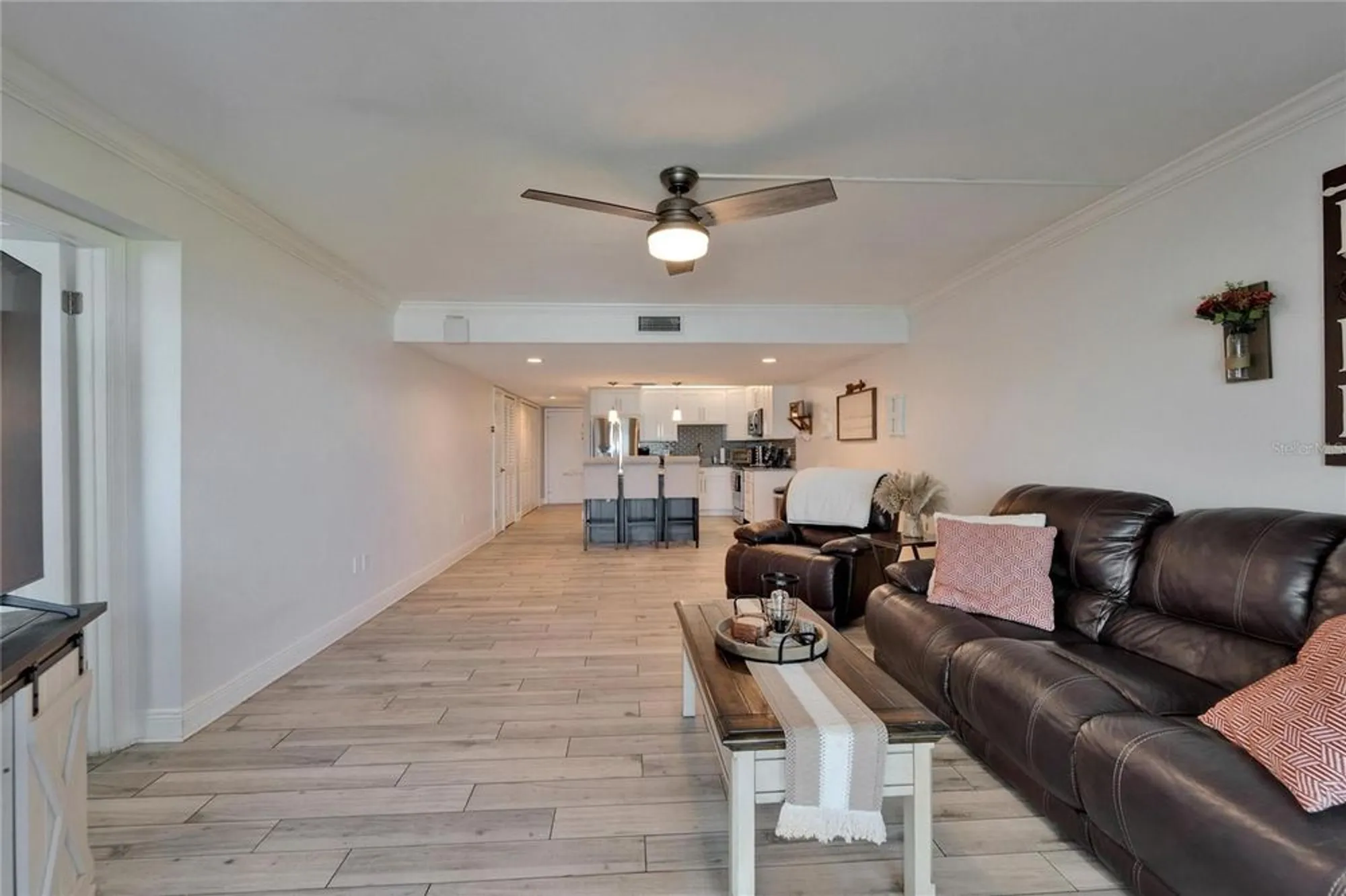 Property Slideshow image 17 of 60 | 7700 sun island dr 107, South Pasadena, FL, 33707